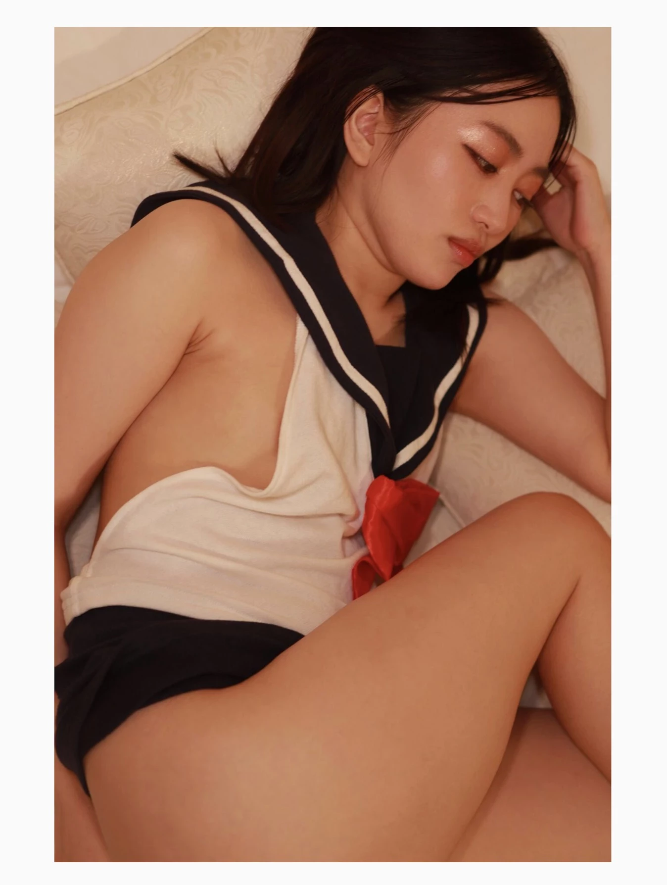 齐藤静[斉藤静][Photobook] セミヌード写真集 カップルで人気のラブホで [193P]