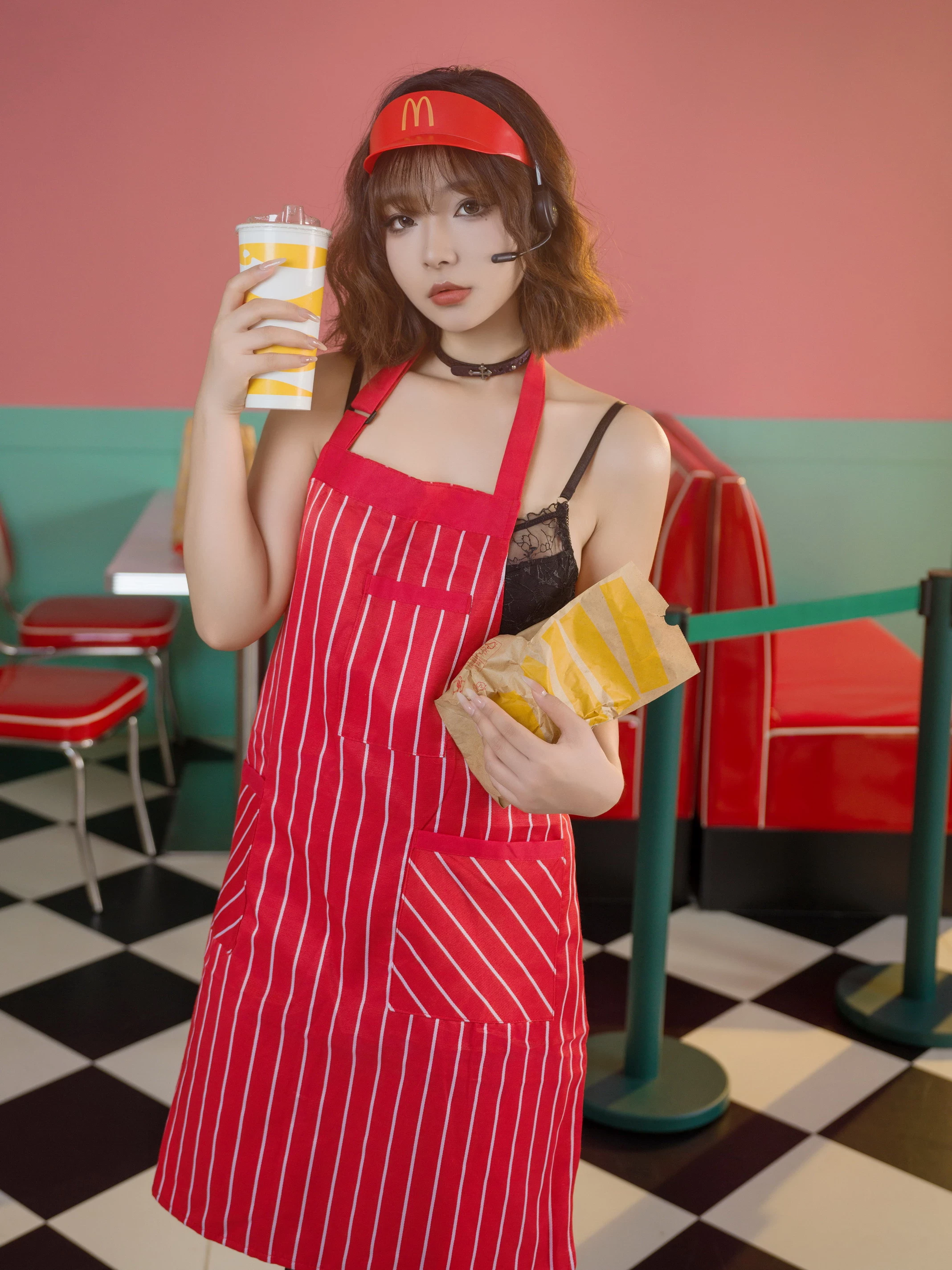 Kokuhui - 2023 Vol.14 Waitress of McD s [149P]