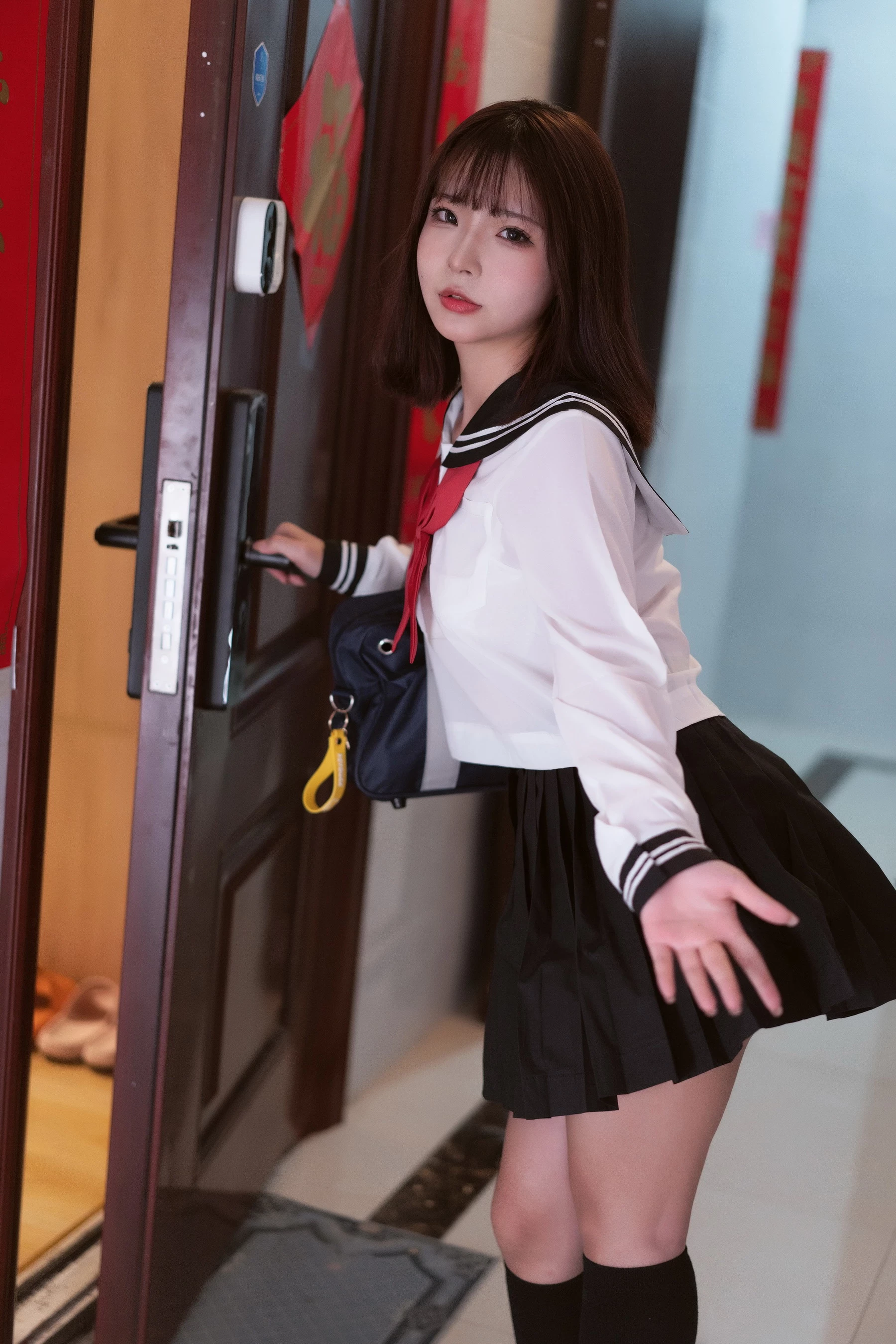 Kokuhui - 2023 Vol.04 Dating My School Girl [99P]