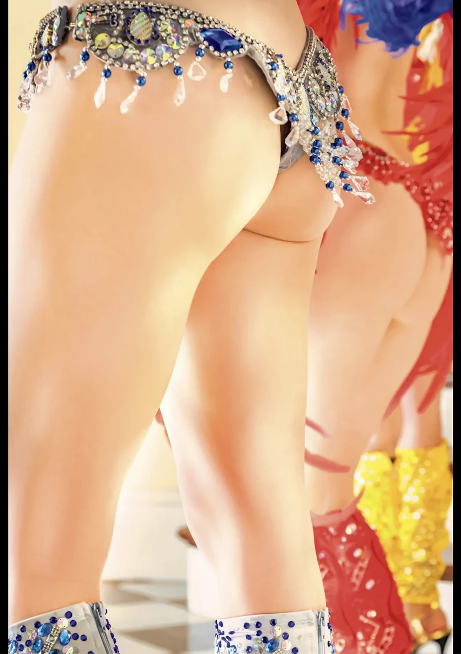 有冈みう 五条恋 菊乃らん[Photobook] 全裸 de サンバ！[FRIDAY] [16P]