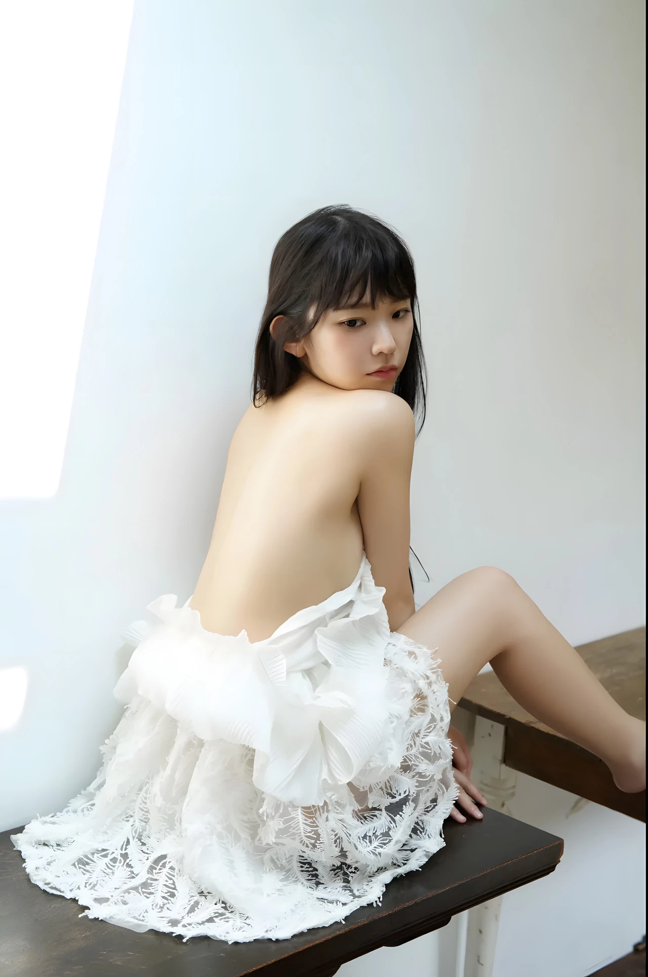 [长泽茉里奈] 弹出超大欧派 完美诠释童颜巨乳 [23P]