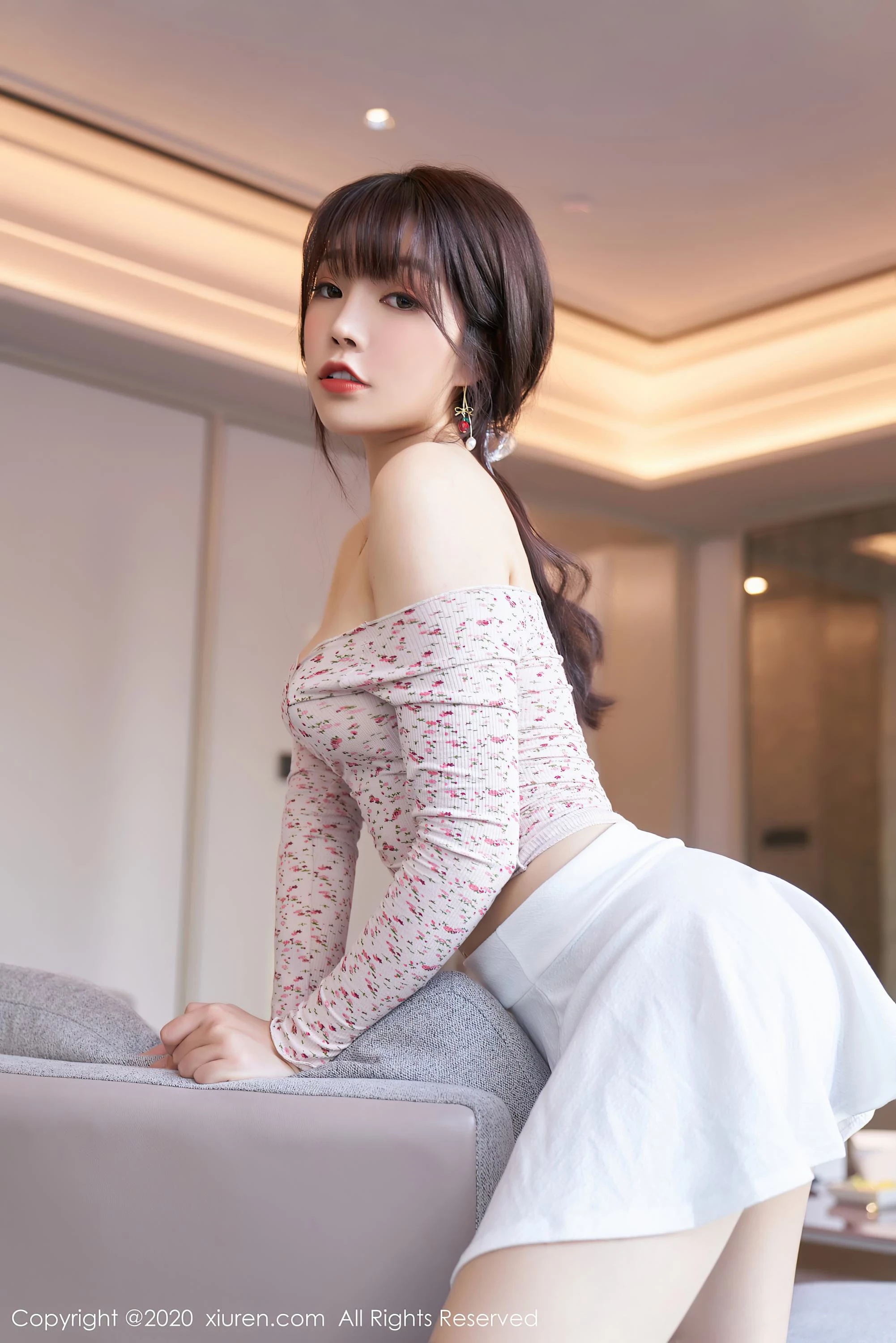 [Xiuren秀人系列]2020.12.28 No.2949芝芝Booty 完整版无水印写真[84P]