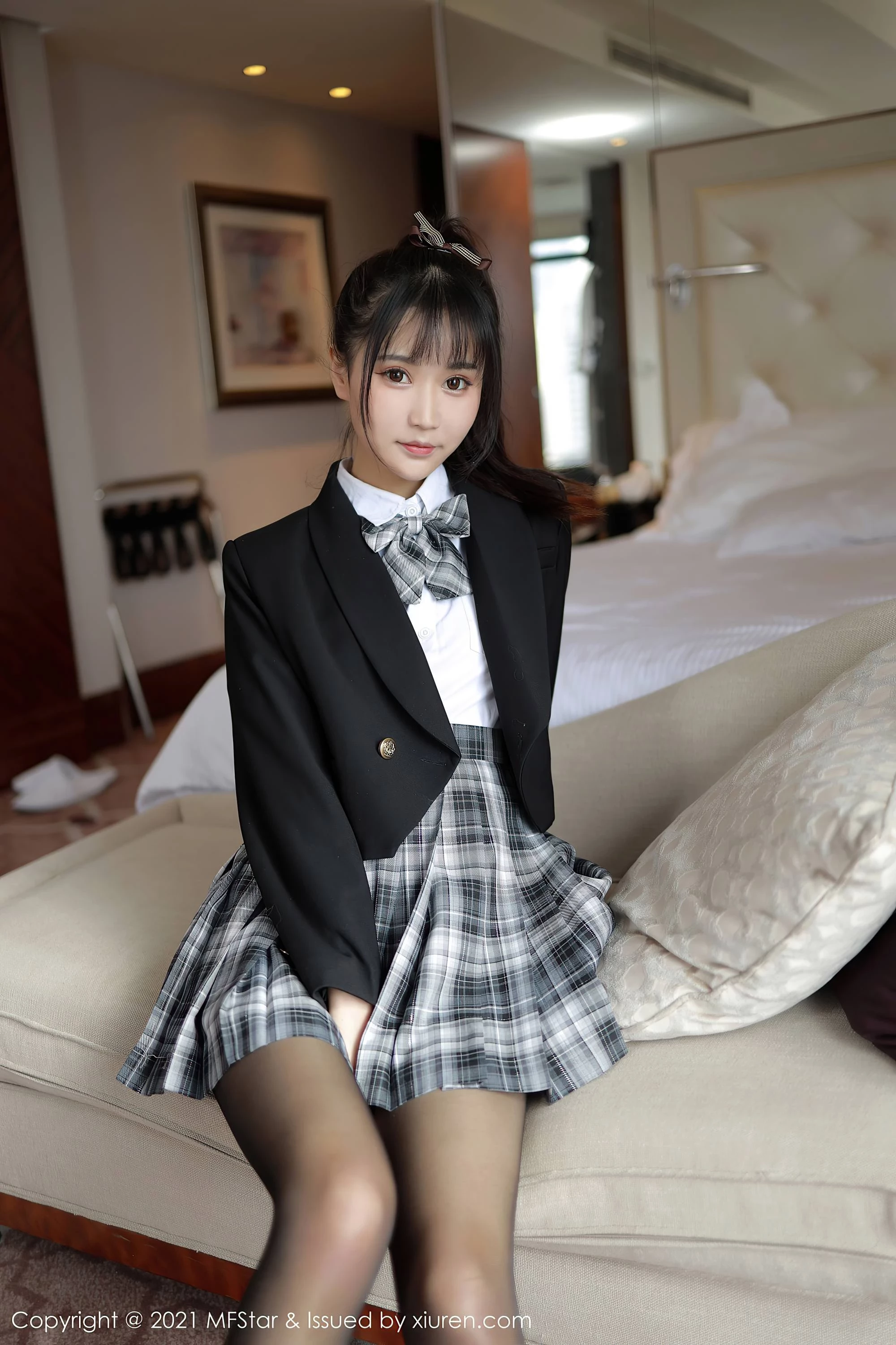 [MFStar模范学院]2021.01.14 Vol.439 小果冻儿 完整版无水印写真[50P]