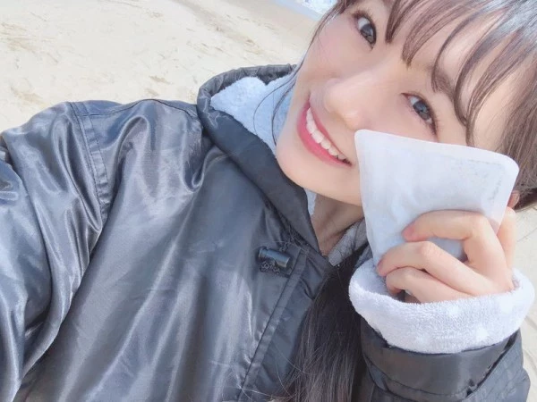 “博多グラビア期待の星”HKT48武田智加[18] 初ビキニ解禁で若々しい张りのあるおっぱ...