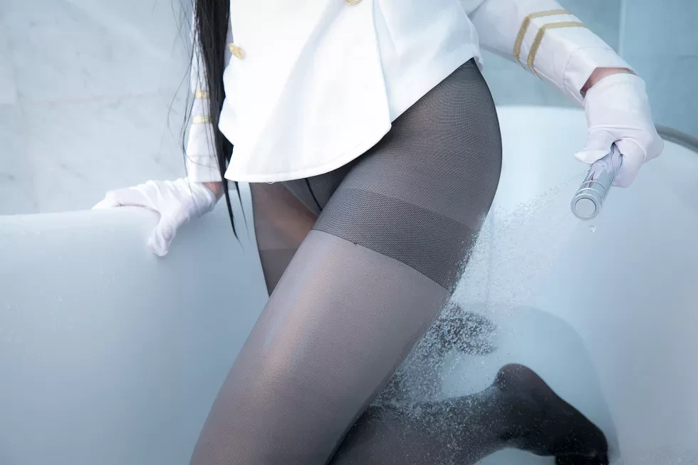 [Cosplay精选]《高雄&爱宕》性感兔女郎私房内衣系列秀完美身材豪乳诱惑写真461P