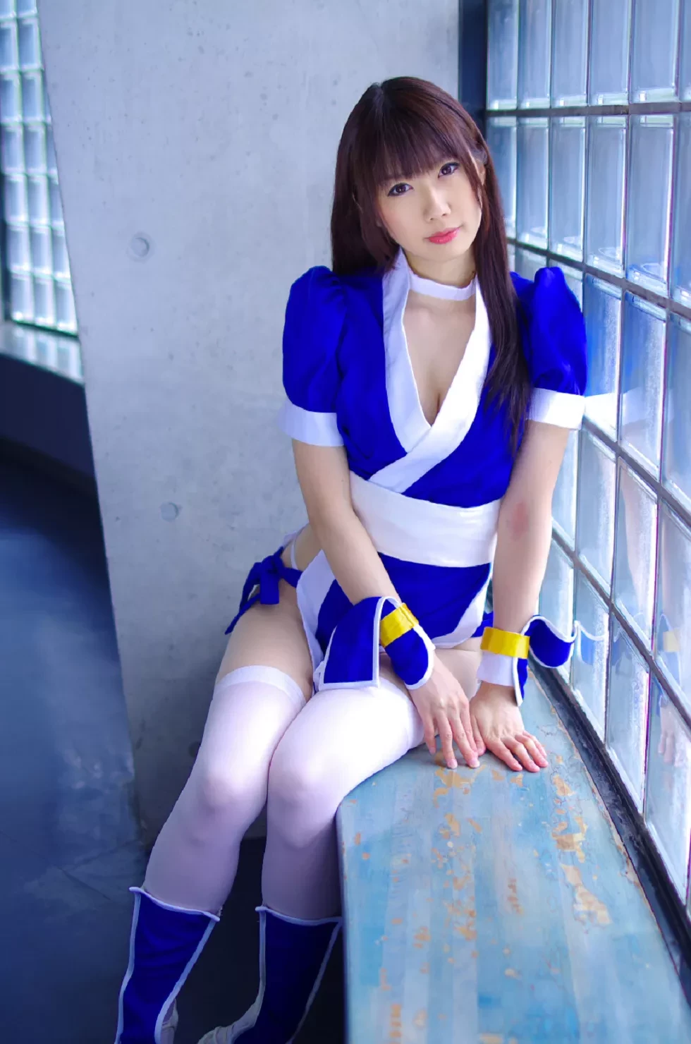 [Cosplay精选]COS正片《霞浪漫》美女武士的白丝美腿性感写真337P