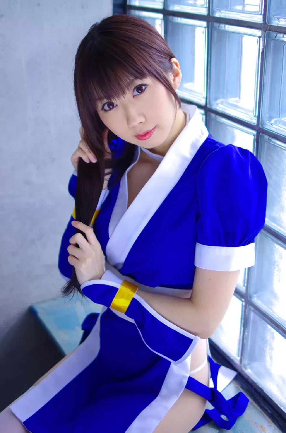 [Cosplay精选]COS正片《霞浪漫》美女武士的白丝美腿性感写真337P