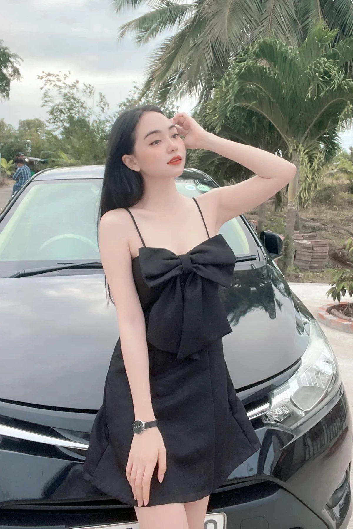 Hứa Thảo Nguyên 越南美女太暴露