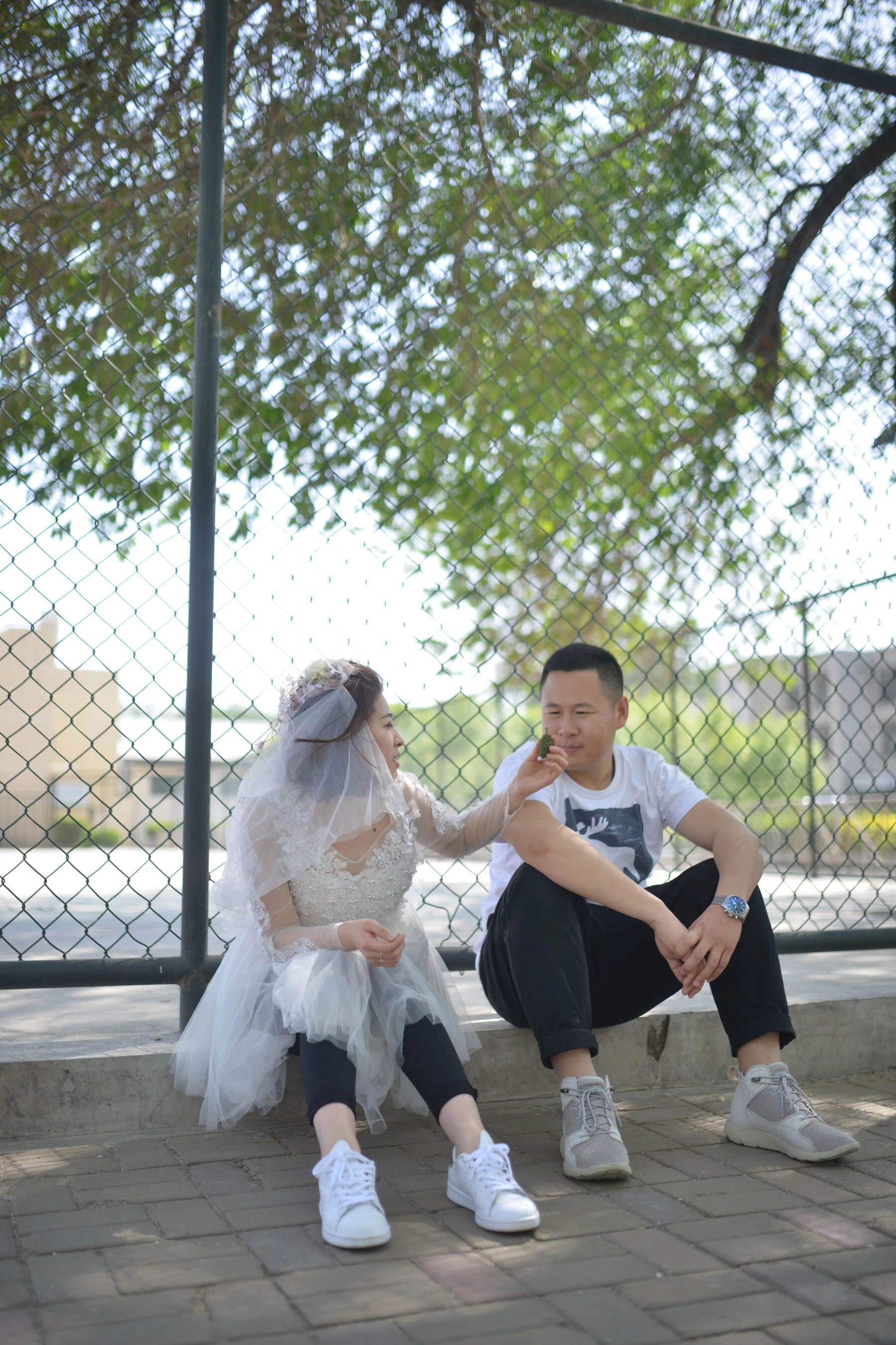 [Photo]小夫妻露点婚纱照 [575P]