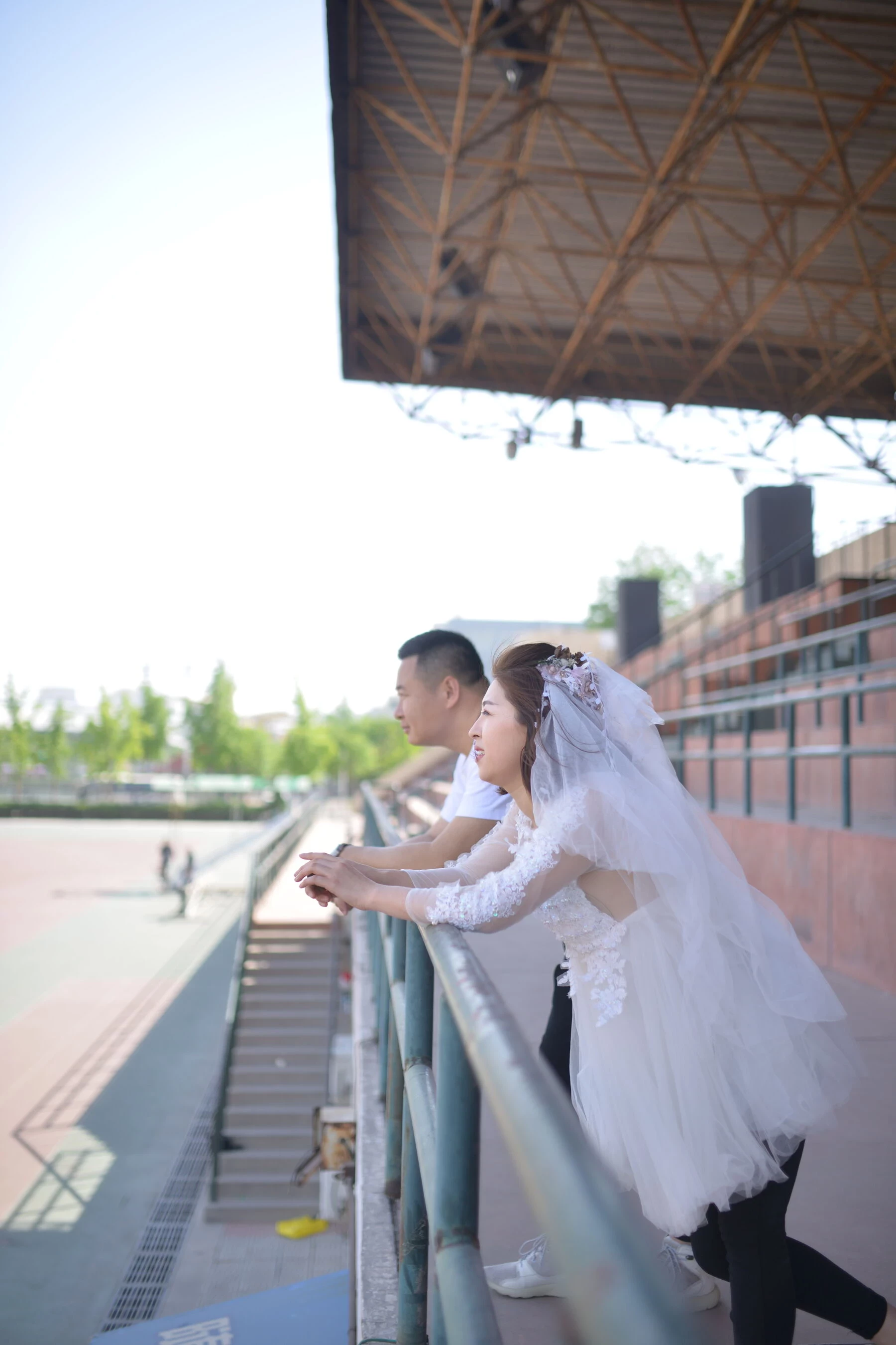 [Photo]小夫妻露点婚纱照 [575P]