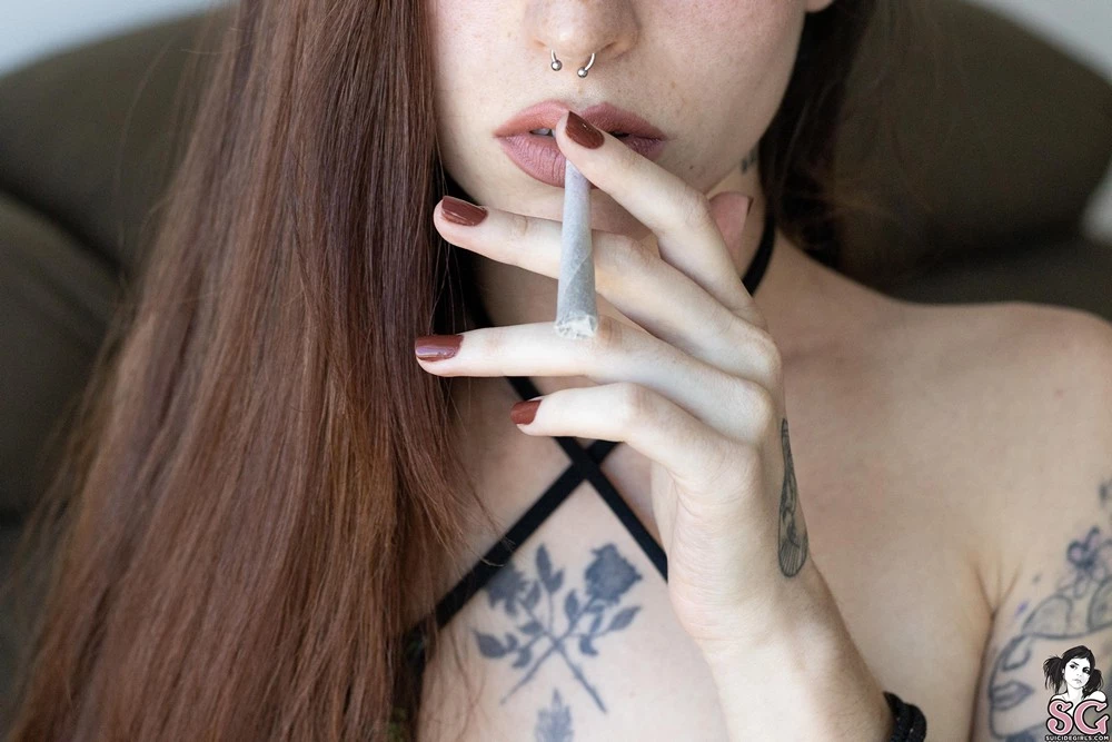 [Suicide Girls]Oct 03, 2024 - Thaaggy - Now The Tea Is Different[56P]