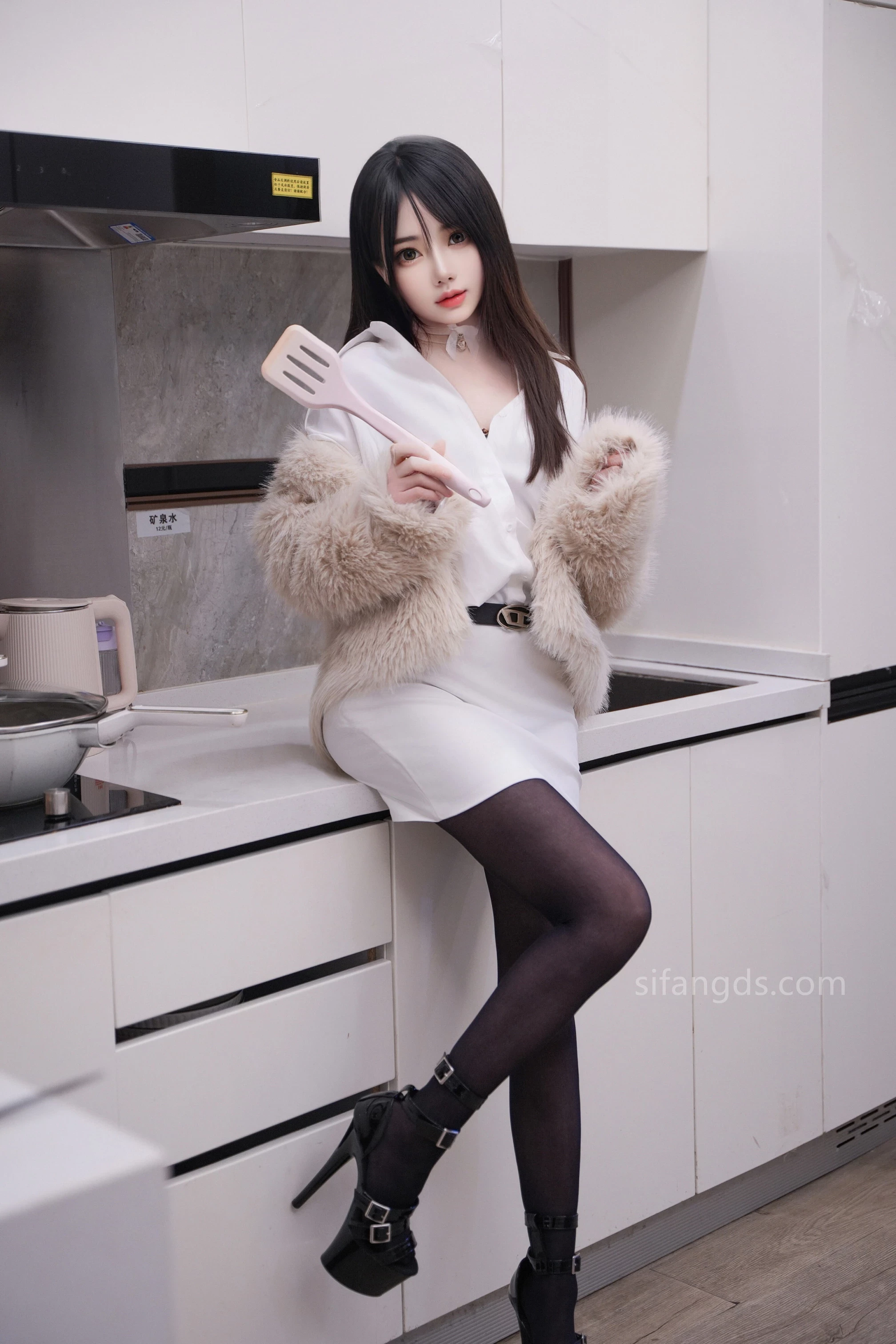 Lin Yue Yue [林月月] - 厨房料理 [83P]