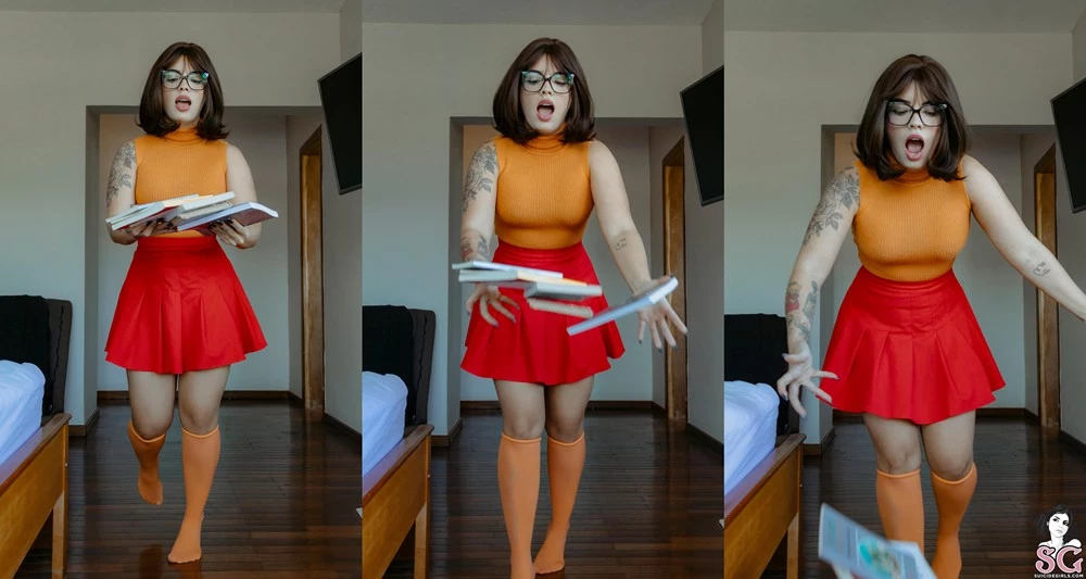 [Suicide Girls]Nov 11, 2024 - Foxyy - Clumsy Velma[48P]