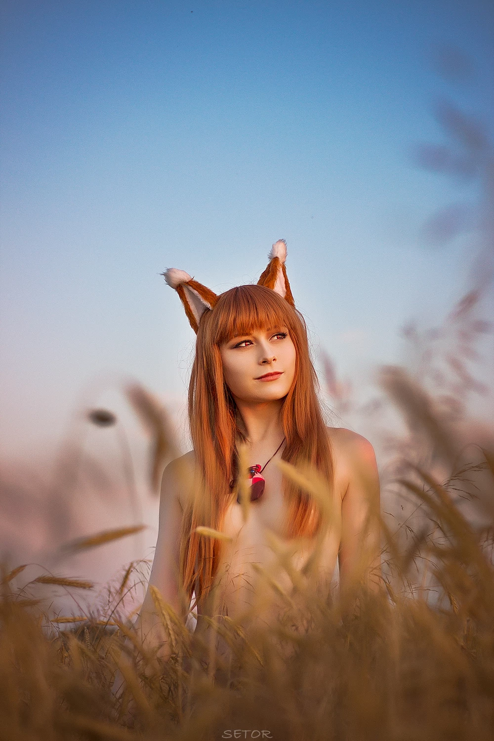 KyrieFox Holo cosplay