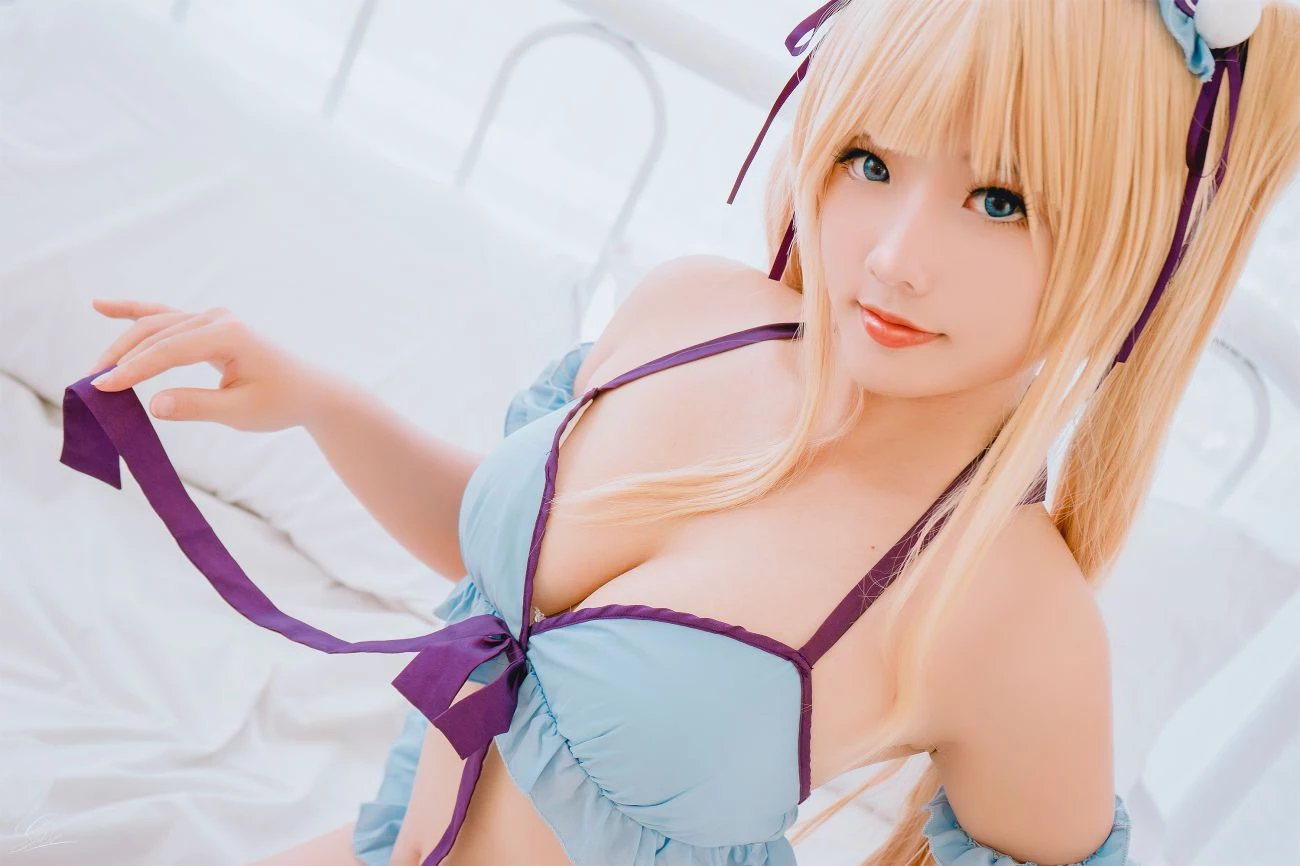 Messie Huang Eriri sexy