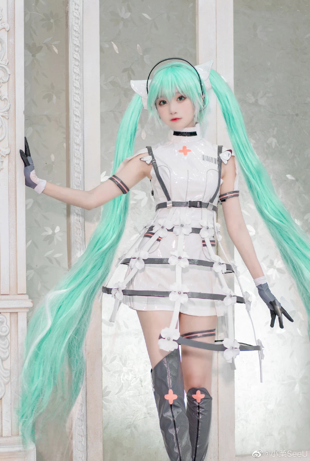 初音未來SEGA音游鳥籠ver.cos 初音ミク MIKU @小柔SeeU [11P]