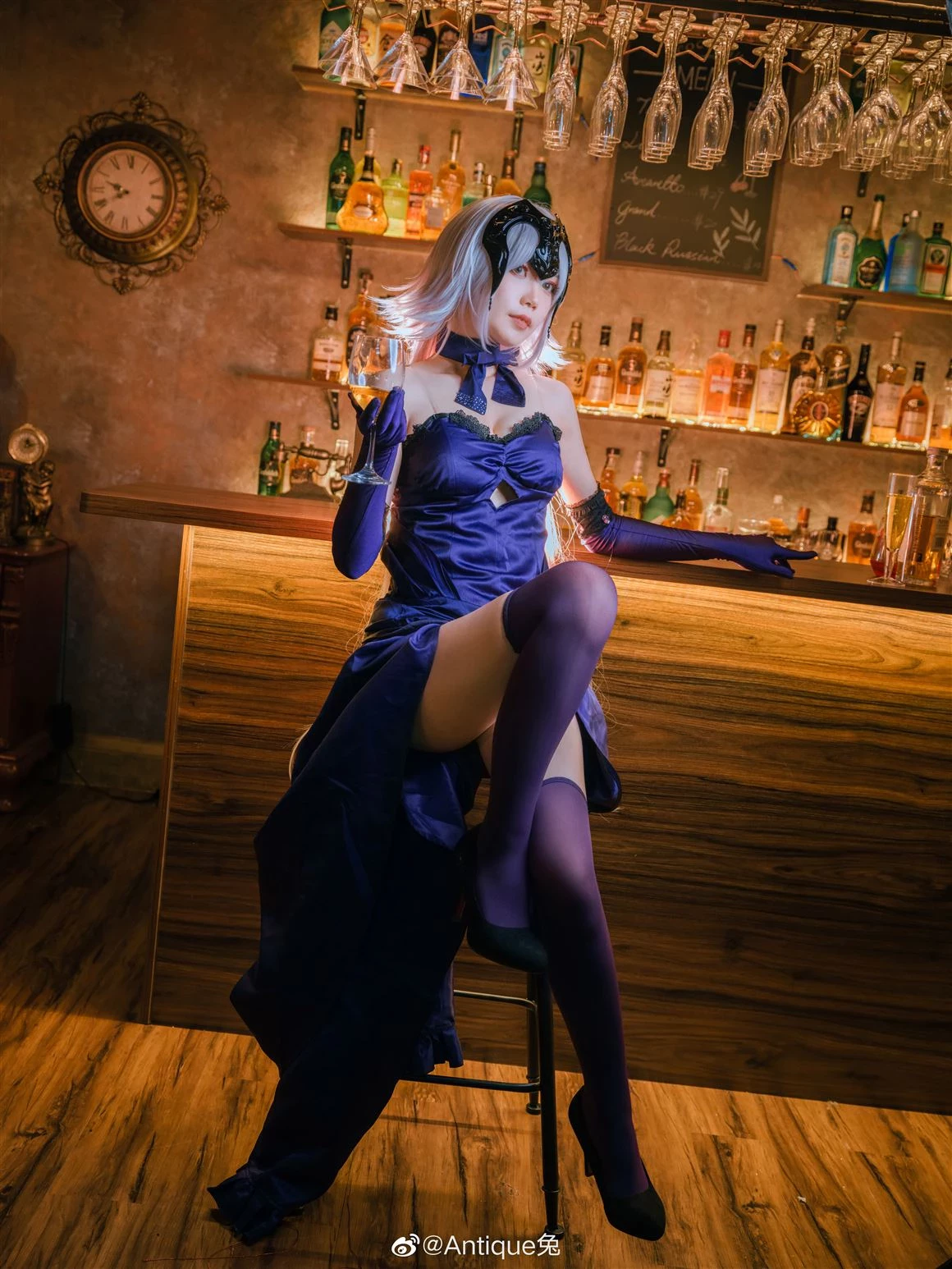 fgo貞德酒吧性感Cosplay美圖[CN：Antique兔] [11P]