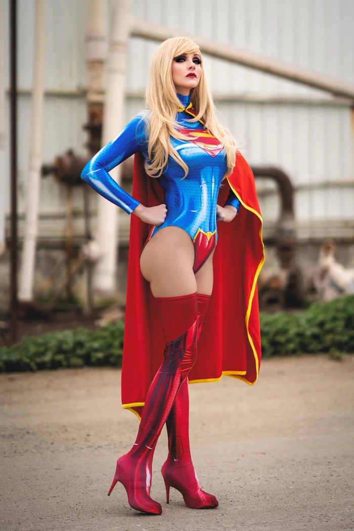 [Angie Griffin] Supergirl