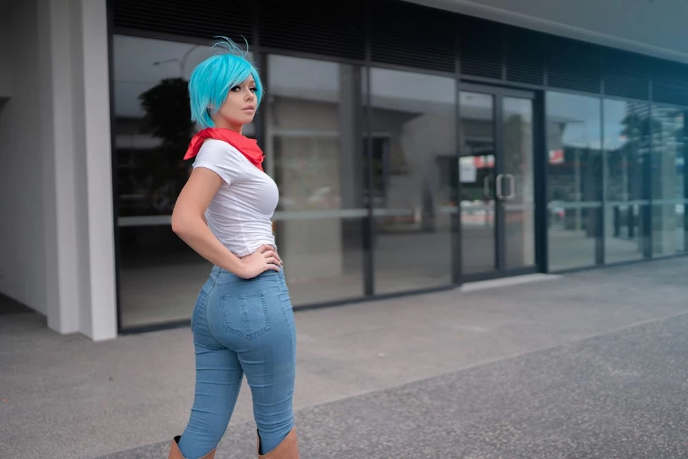 Amy Thunderbolt - Bulma