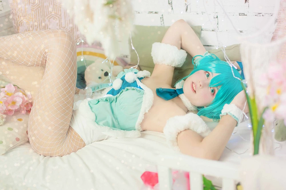 Saya Scarlet - Hatsune Miku BiCute Bunnies White