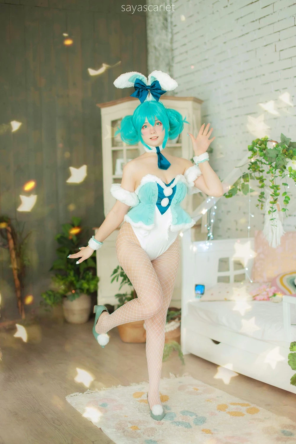 Saya Scarlet - Hatsune Miku BiCute Bunnies White