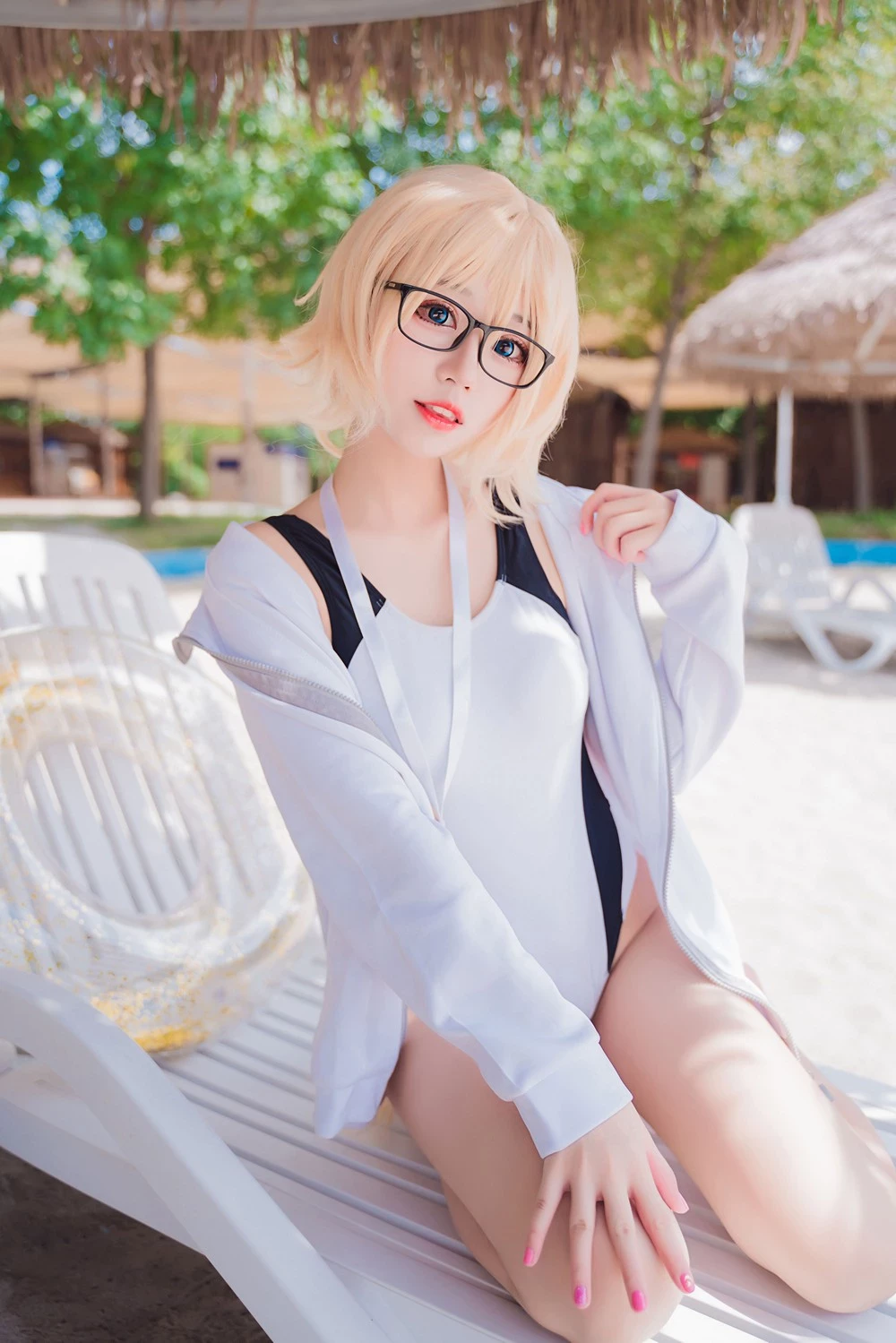 貓君君 Jeanne d Arc Swimsuit