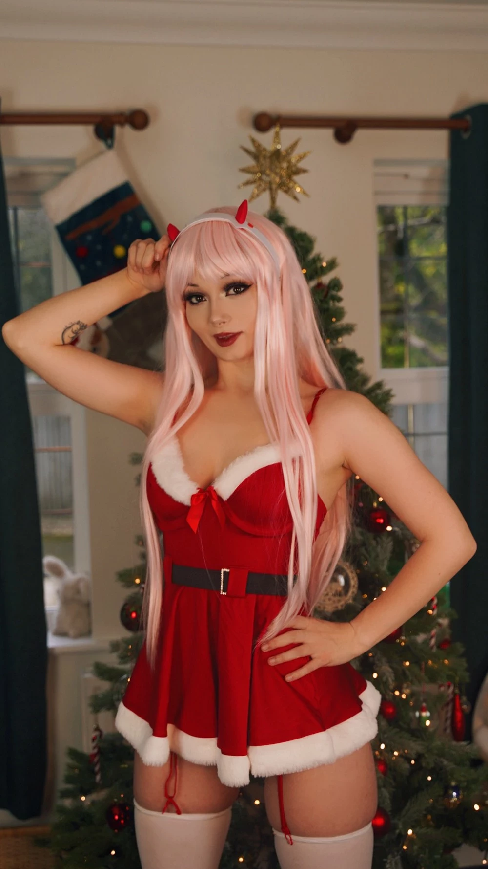 [Cosplay] Pixiecat - Zero Two Christmas [31 December 2021]