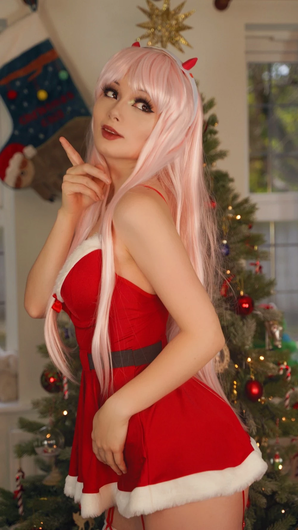 [Cosplay] Pixiecat - Zero Two Christmas [31 December 2021]