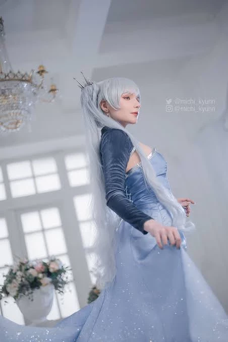 [Cosplay] Michi Kyunn - Weiss Schnee [23 December 2021]