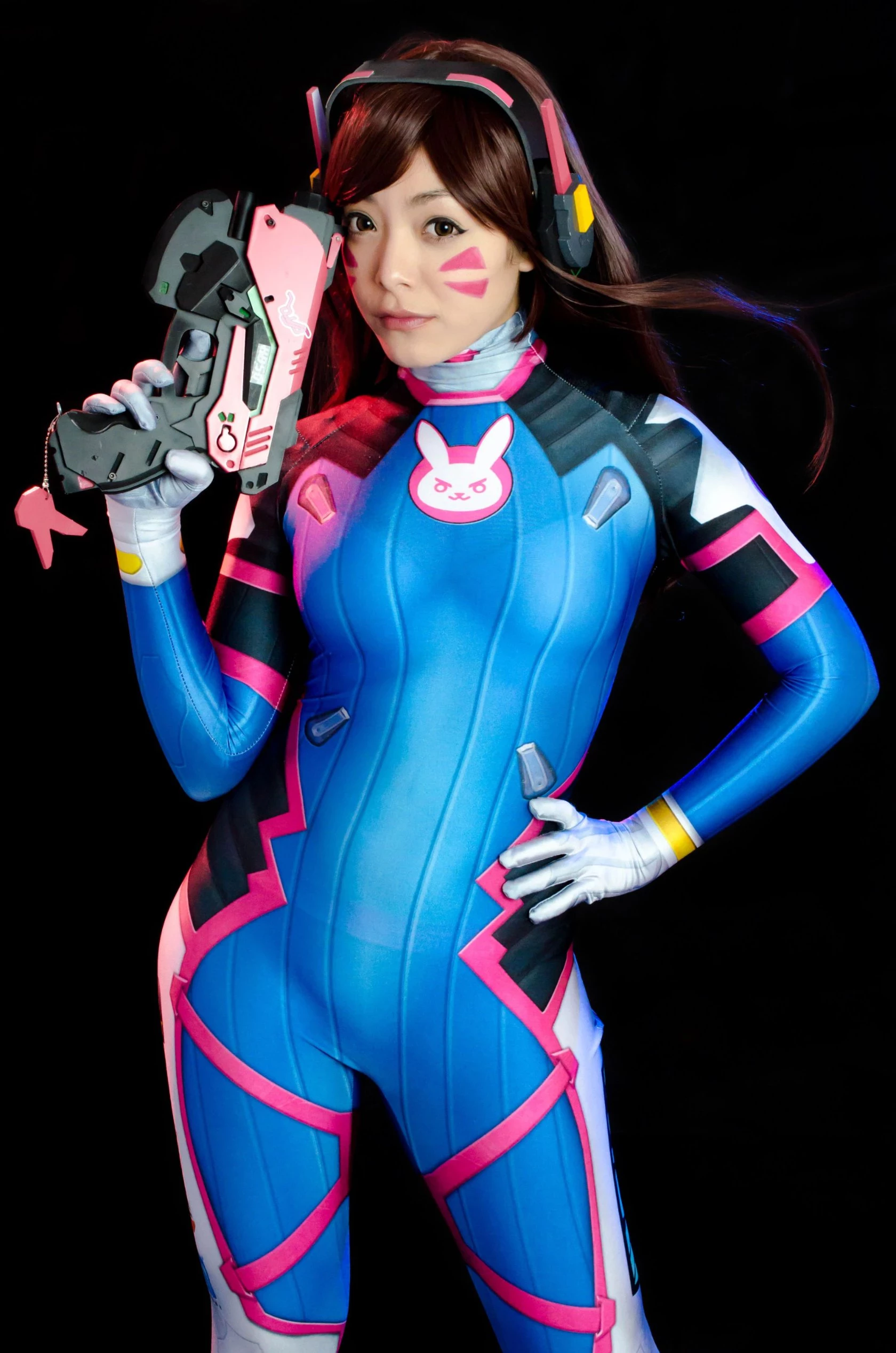 [Hitomi] DVa [25P]