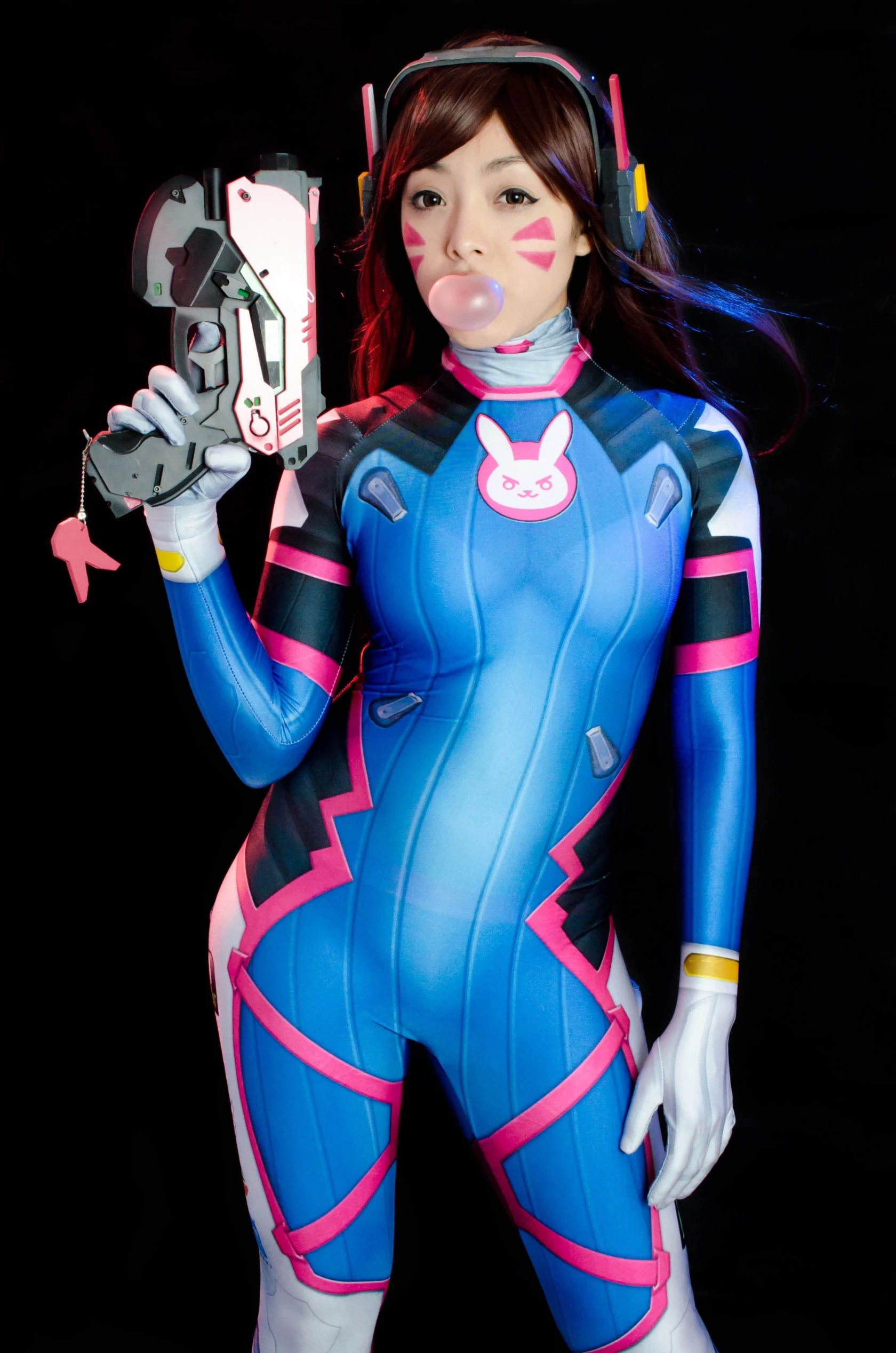 [Hitomi] DVa [25P]