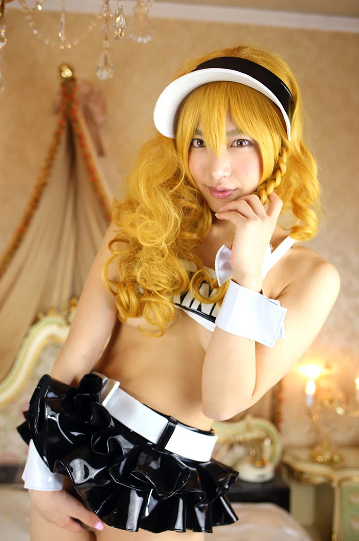 素人或AV女優的COSPLAY-31 [30P]