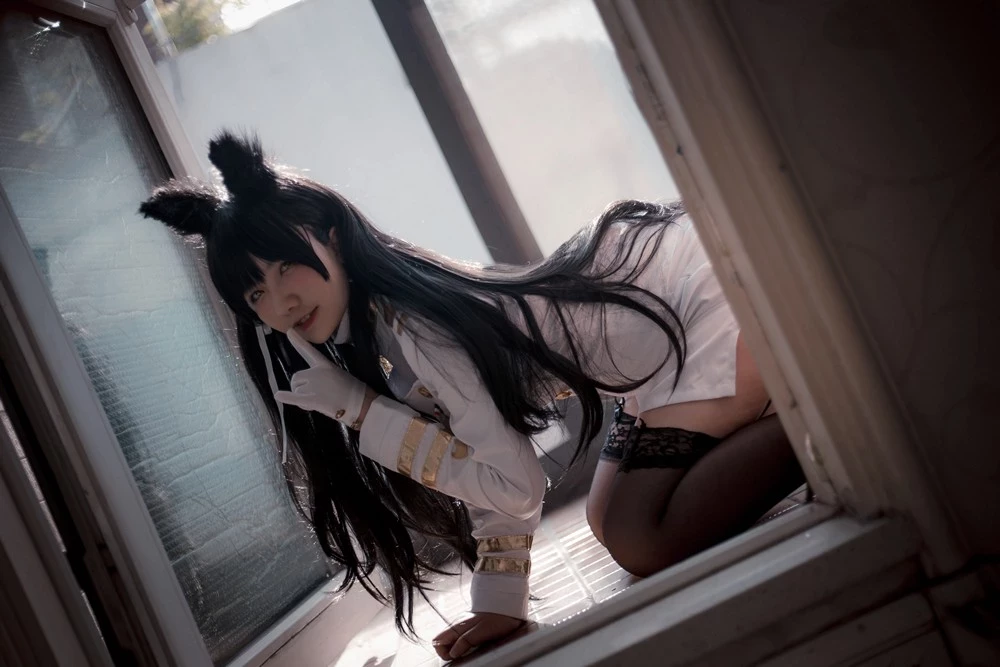 [Cosplay] Aban is very happy today 阿半今天很開心 — Atago [Azur Lane] [3 May 2022]