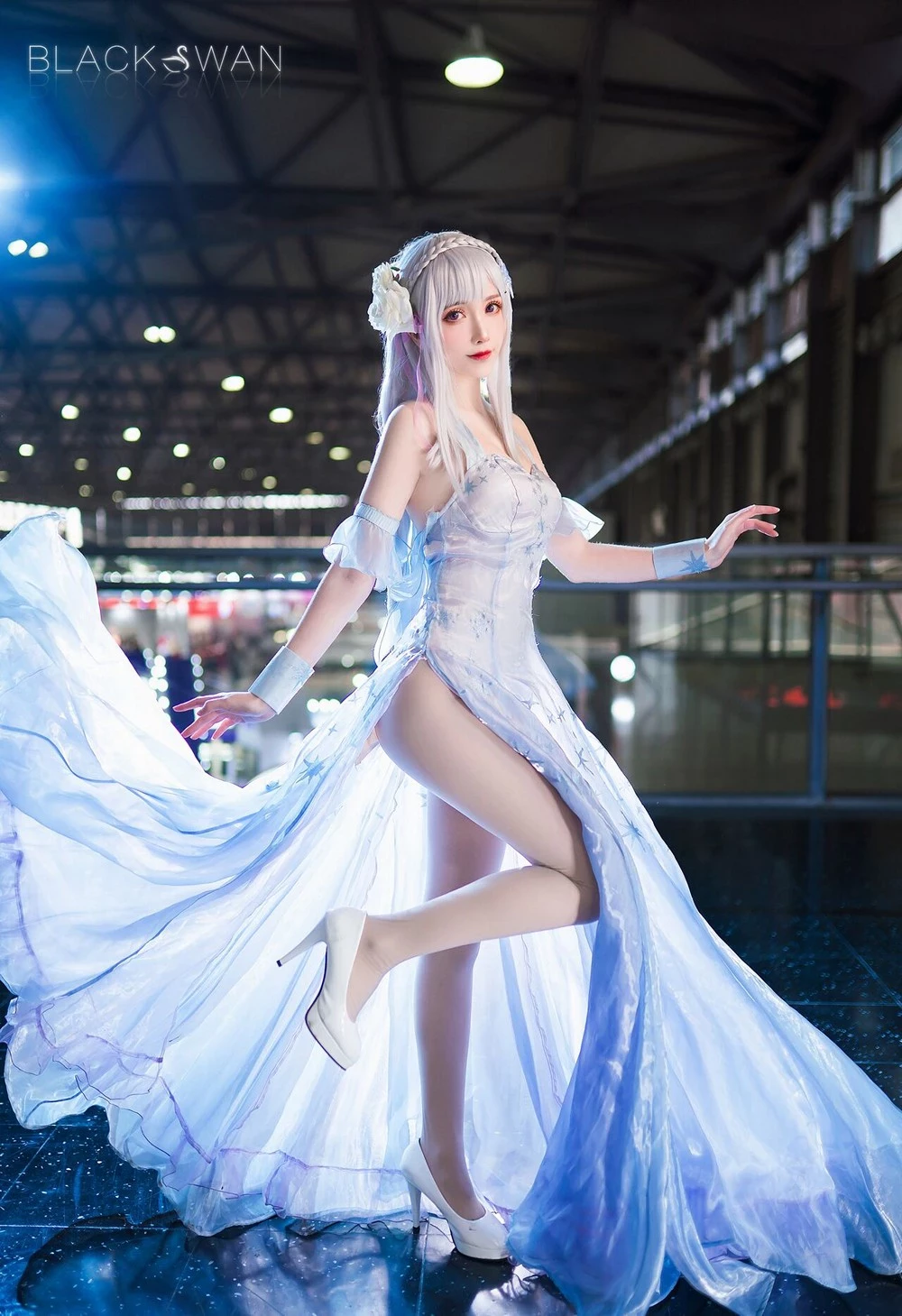 Sakiiii翎柒 Emilia Crystal Dress