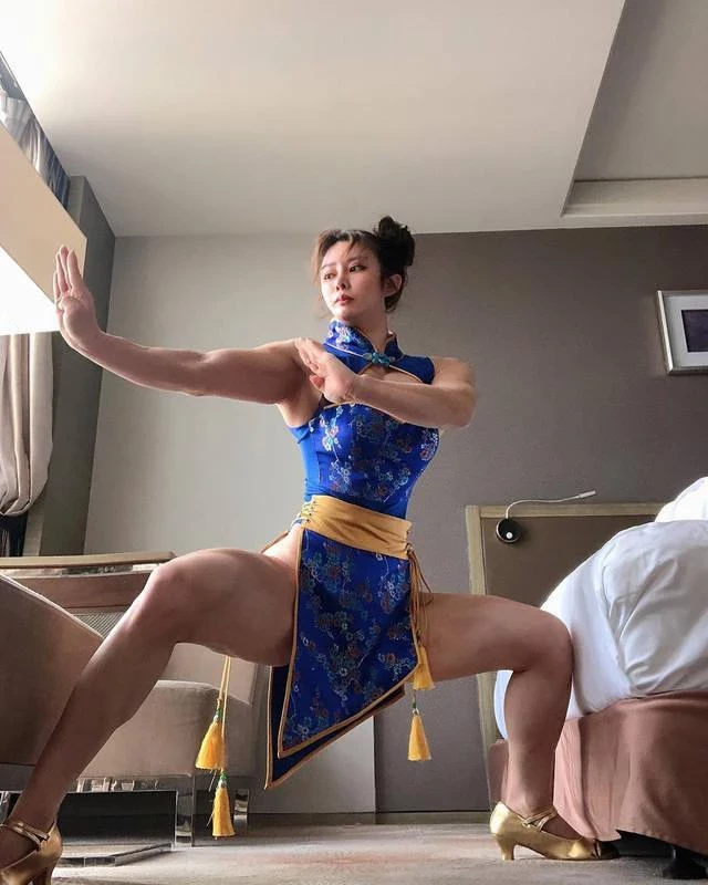 chun-li cosplay 袁合榮