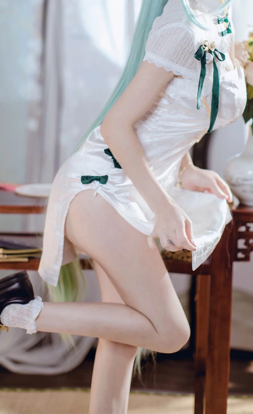 衣衣 - Miku Chinese Dress