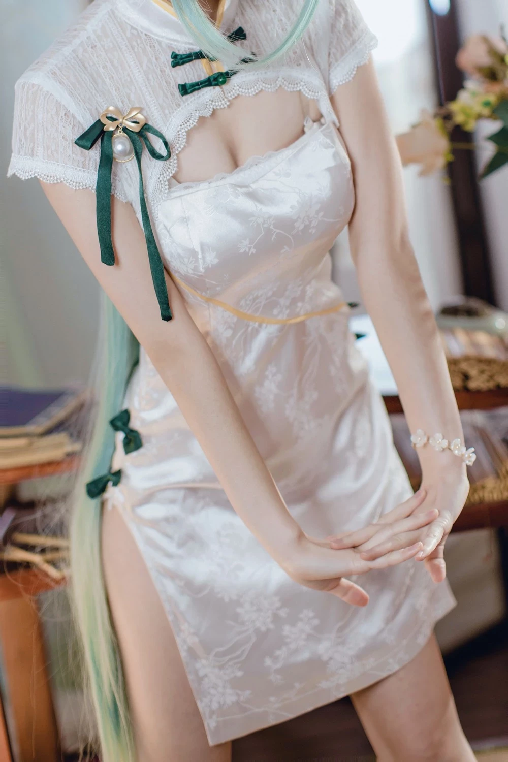 衣衣 - Miku Chinese Dress