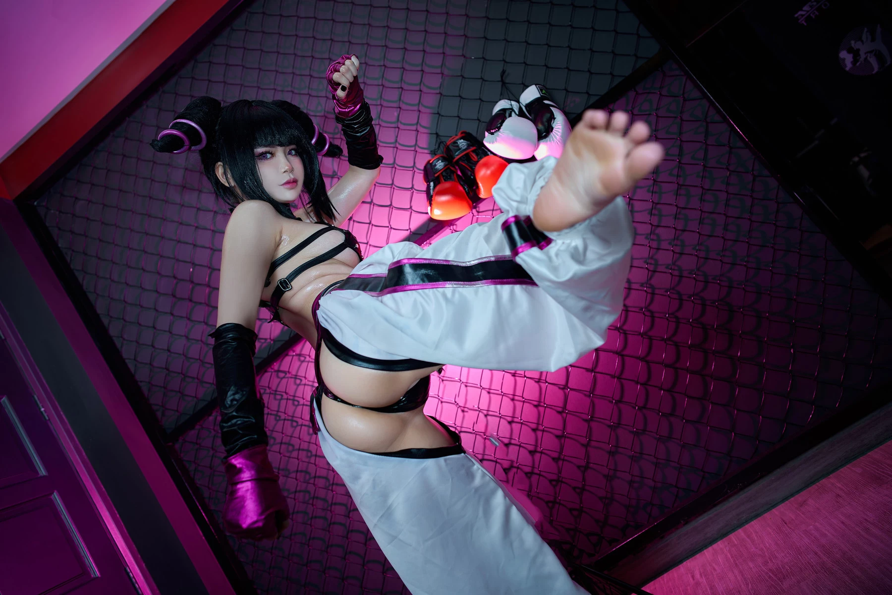 Cosplay ZinieQ 한주리 Han Juri