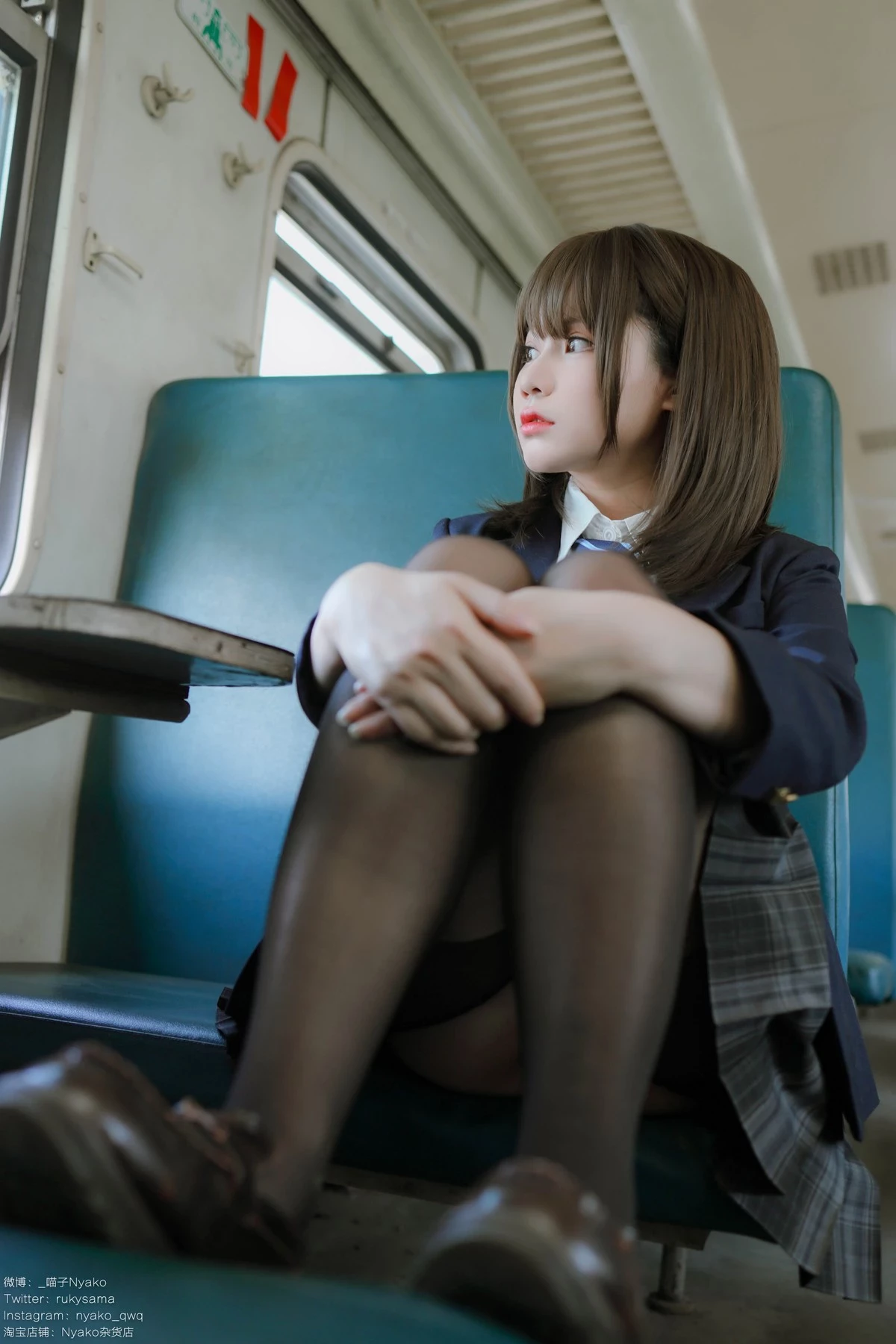 Cosplay Nyako喵子 火車JK制服