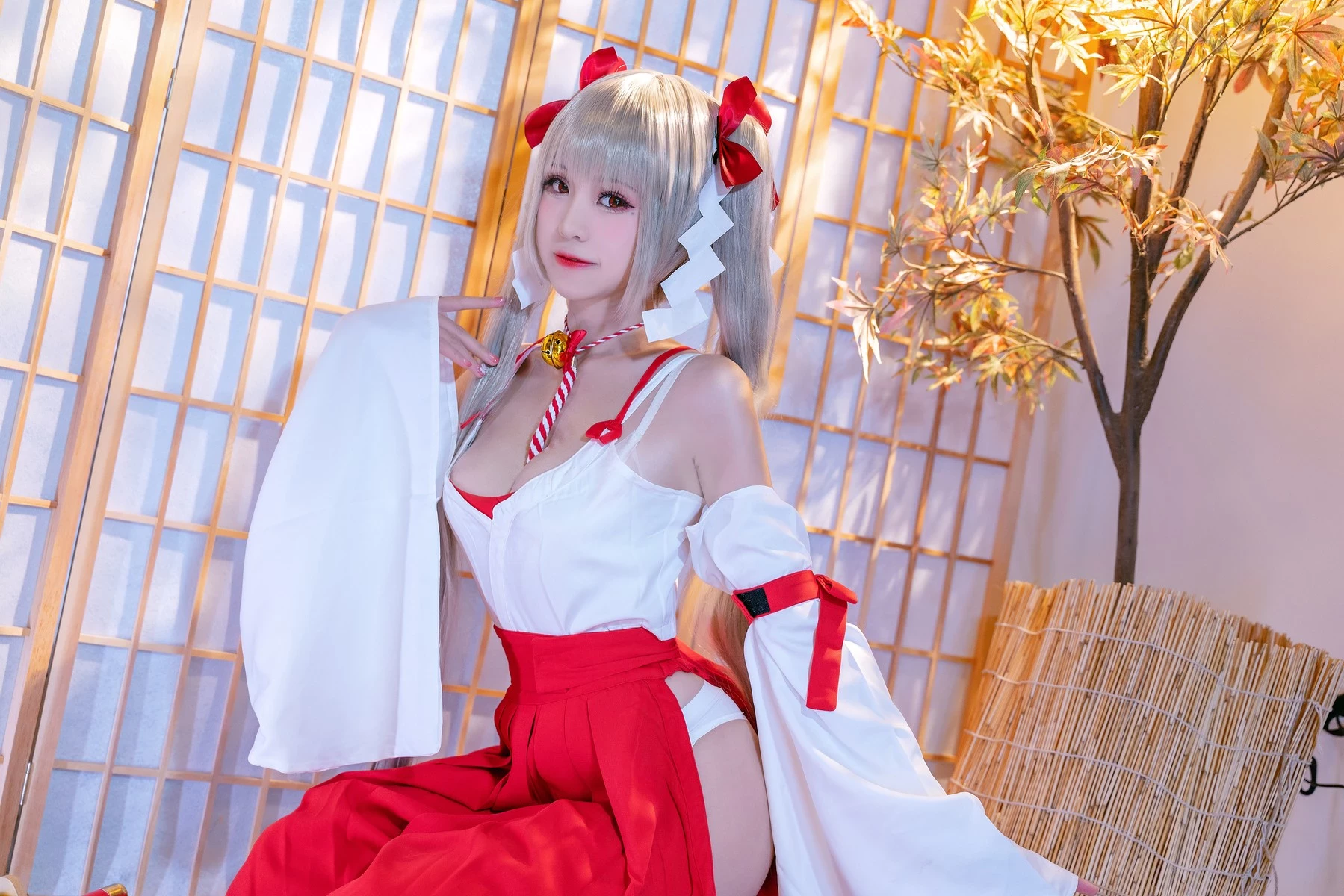 Cosplay 可畏巫女 miko醬