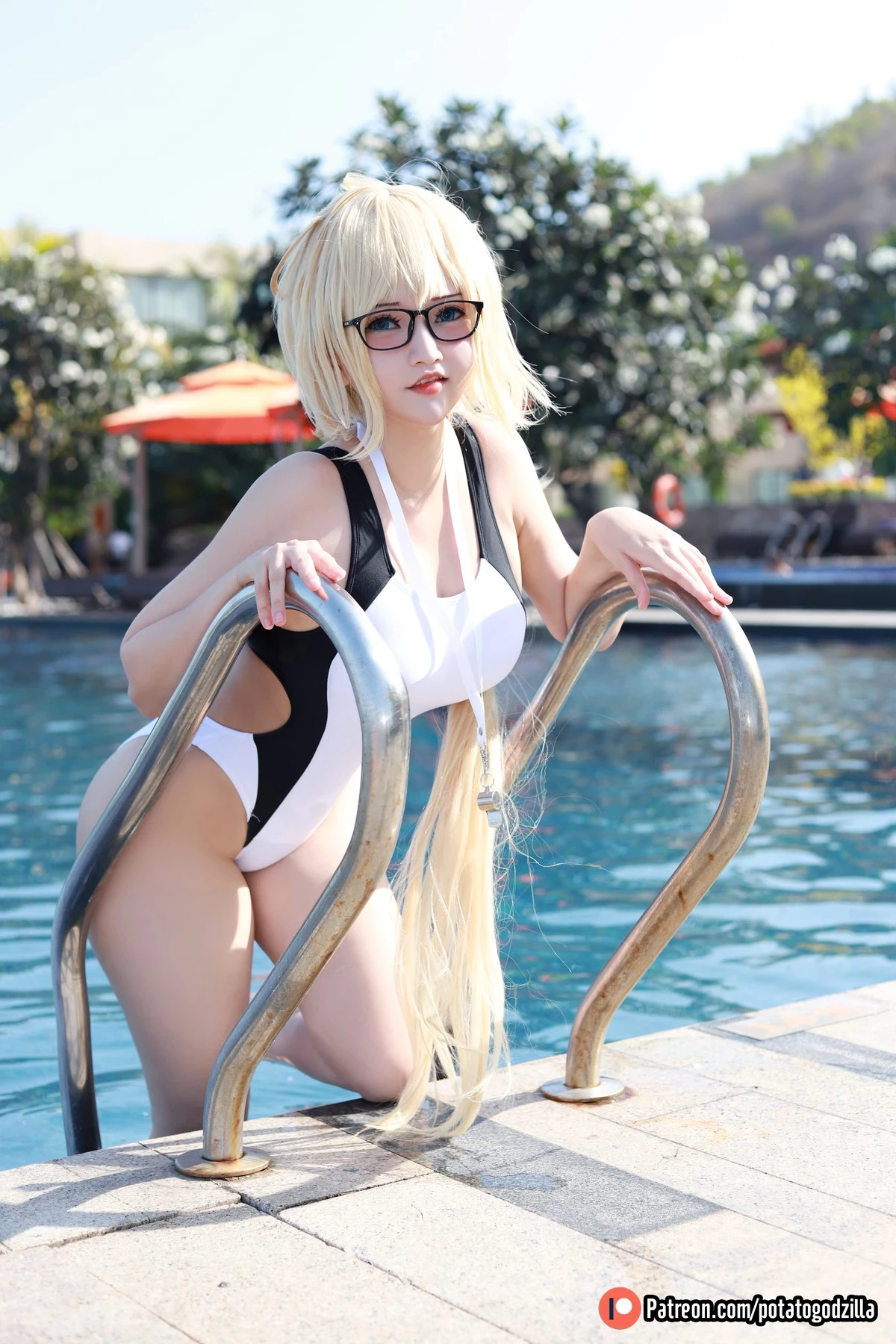 Potato Godzilla Cosplay Jeanne d』Arc Swimsuit