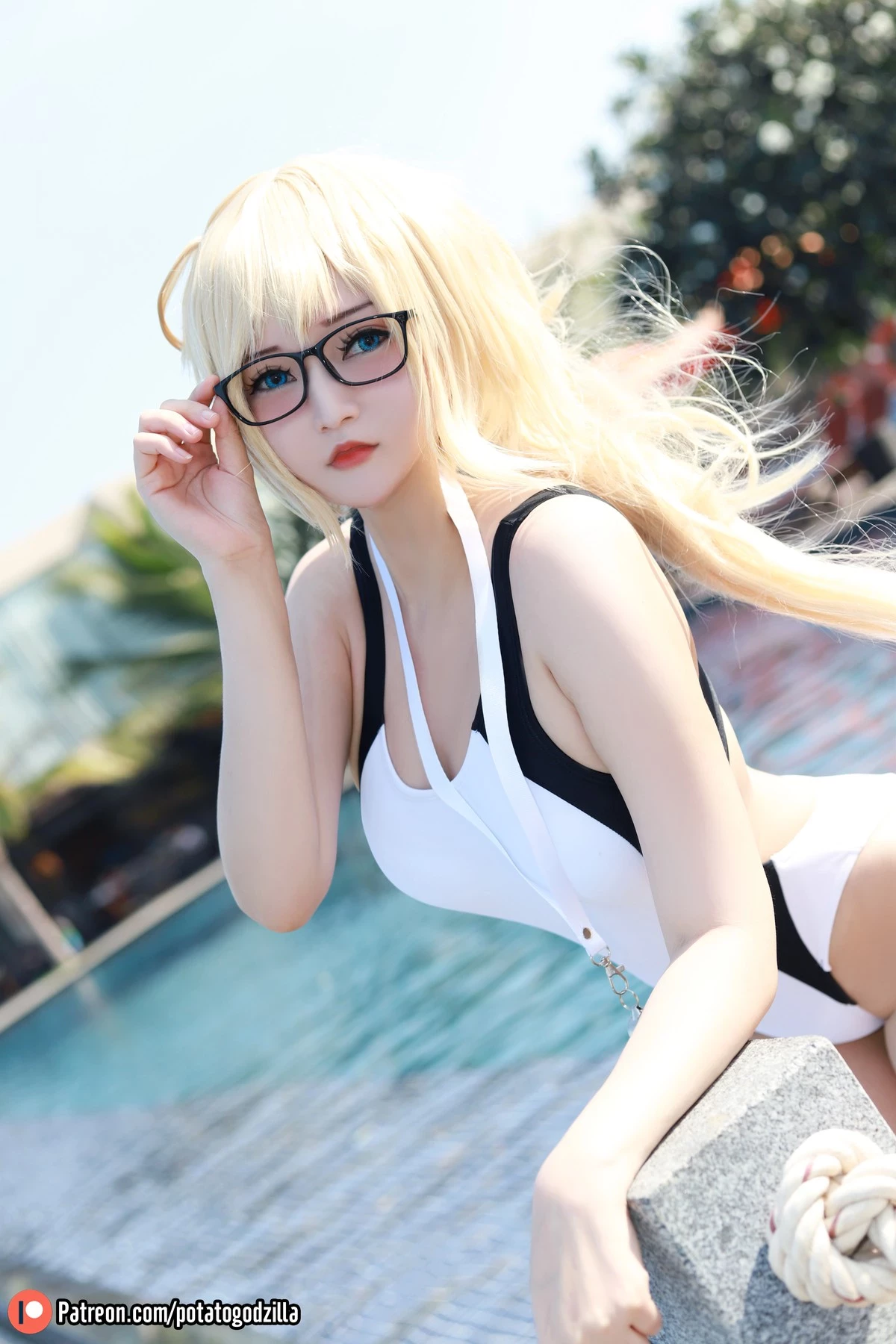 Potato Godzilla Cosplay Jeanne d』Arc Swimsuit