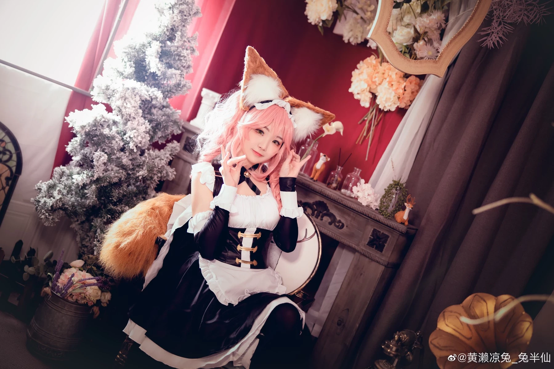 黃瀨涼兔_兔半仙 Cosplay fate玉藻前女僕ver