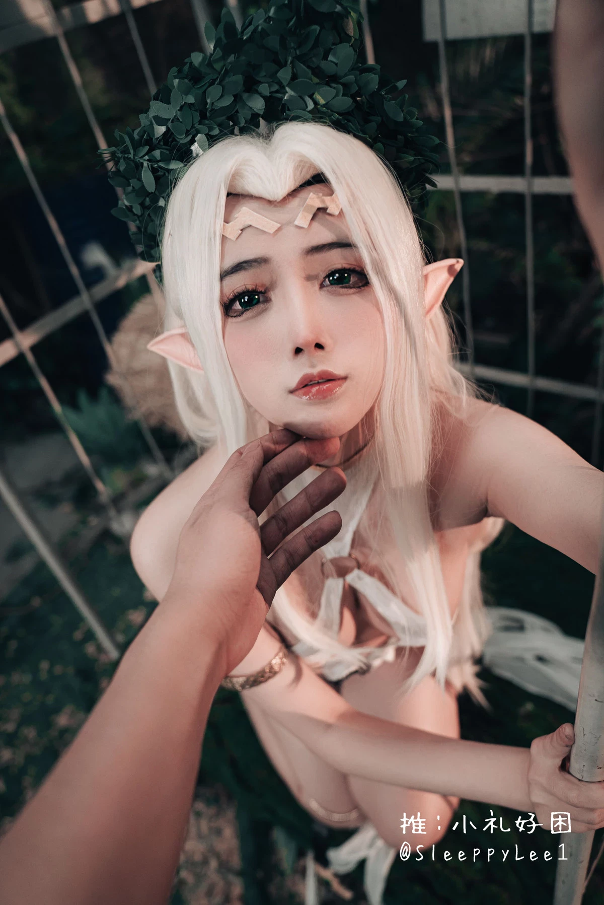 小禮好睏 Cosplay 白精靈