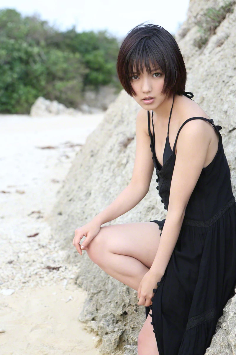 117 Erina Mano 真野恵里菜 2