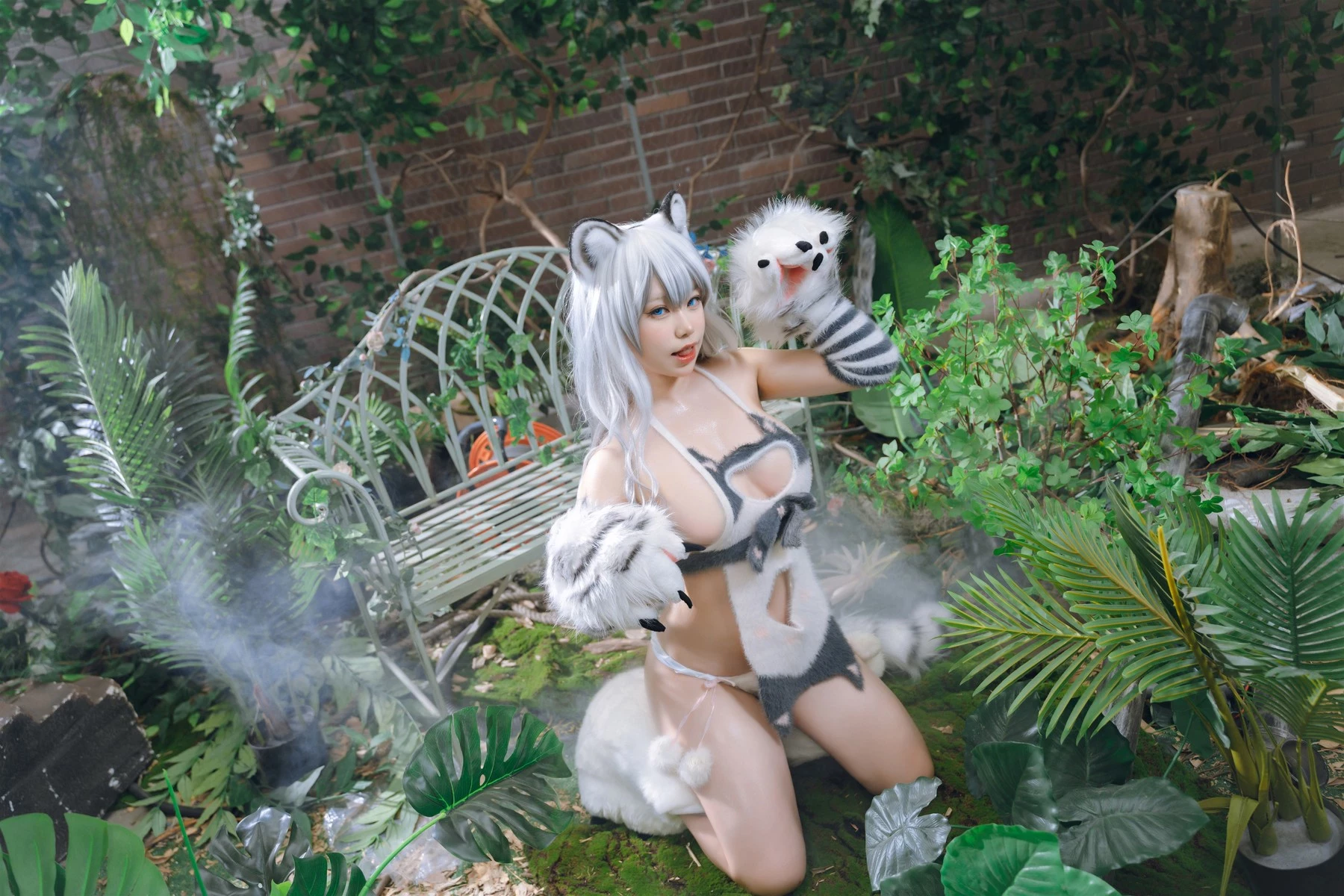 Cosplay 一北亦北 白虎獸娘福瑞