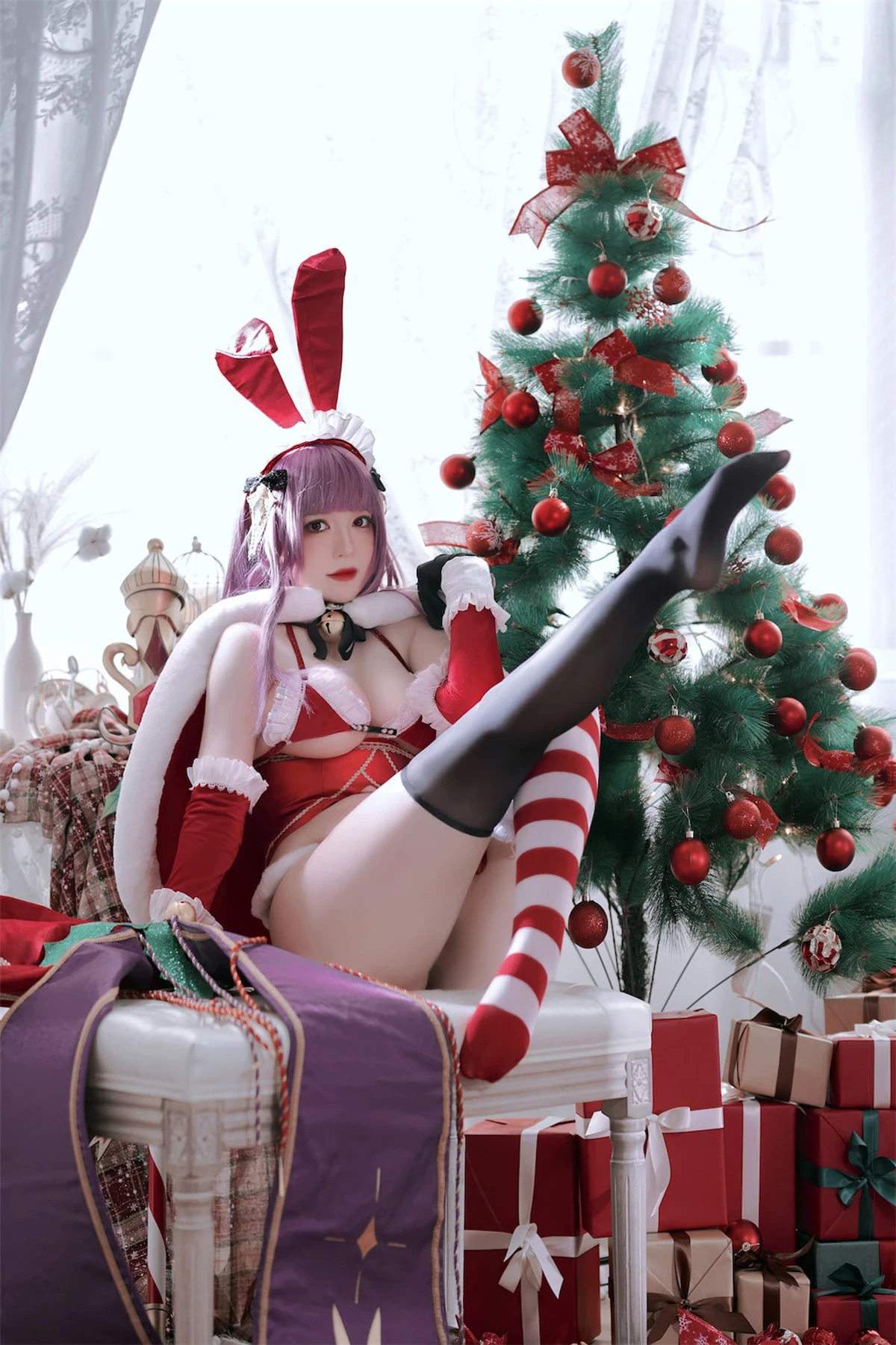 Cosplay 半半子 Christmas Bunny Aike