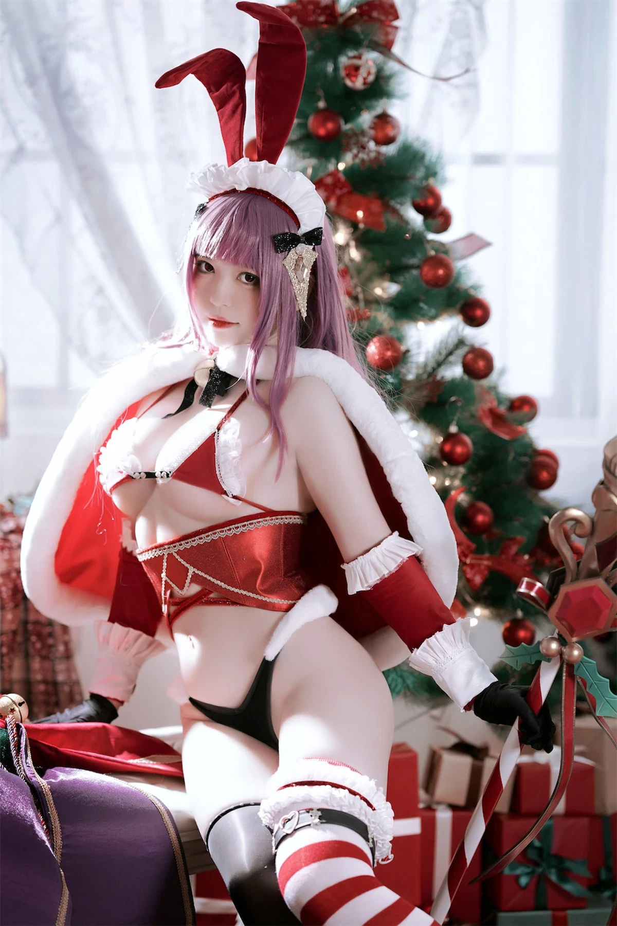 Cosplay 半半子 Christmas Bunny Aike