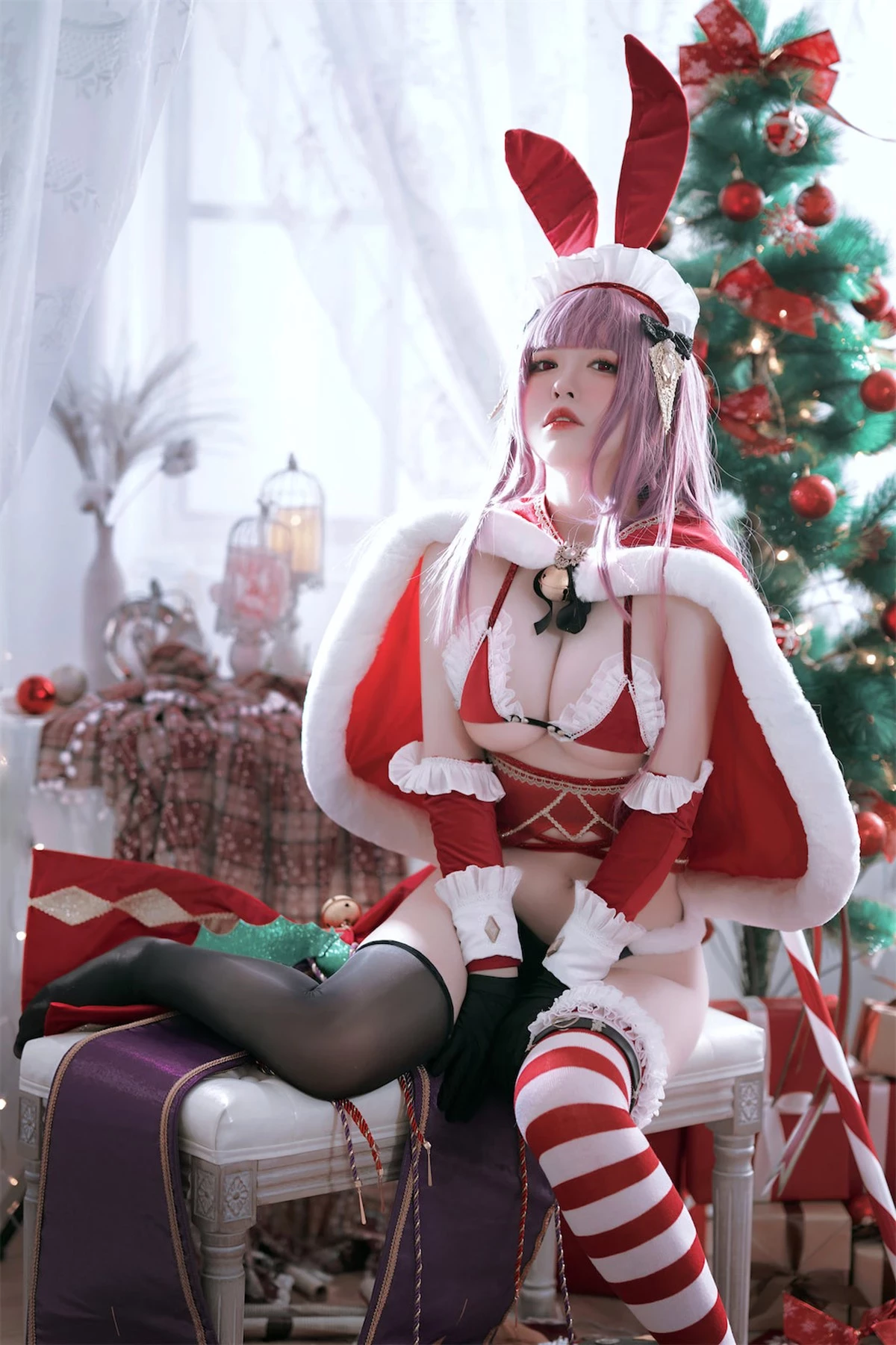 Cosplay 半半子 Christmas Bunny Aike