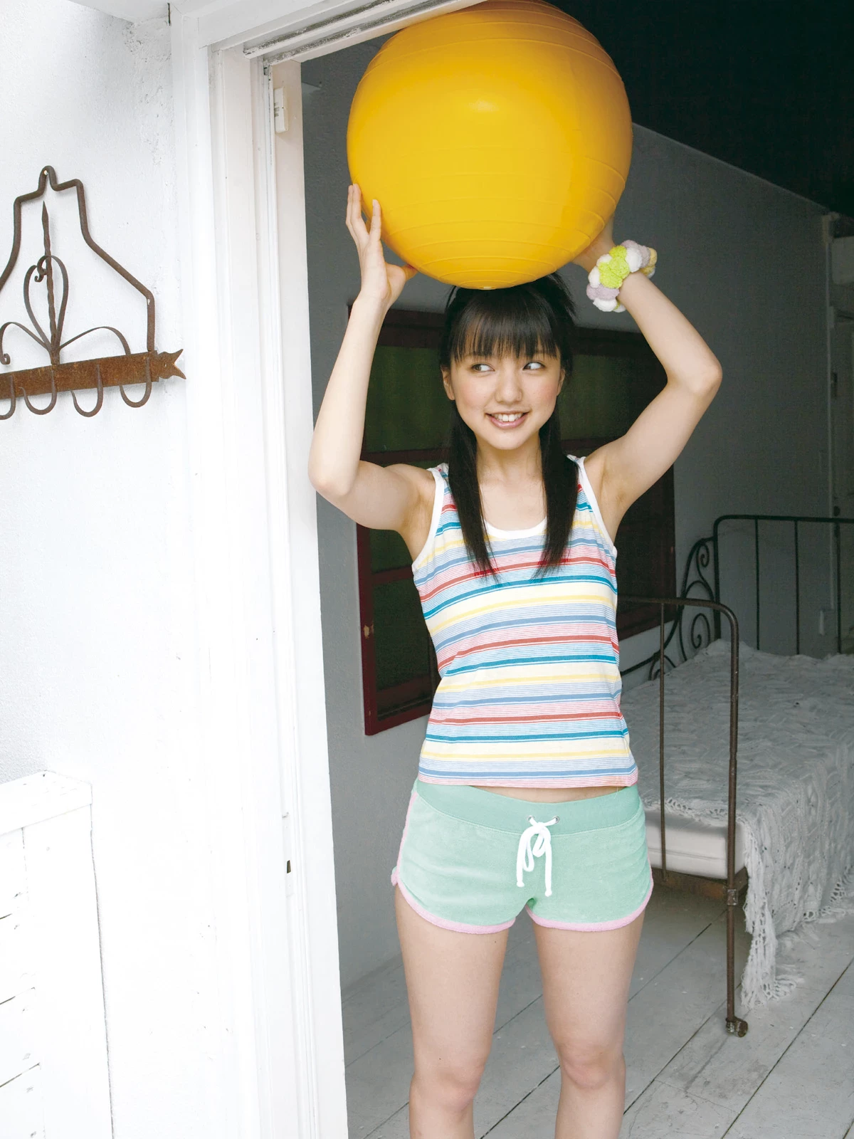 Erina_Mano_-_Summer_Greeting_II